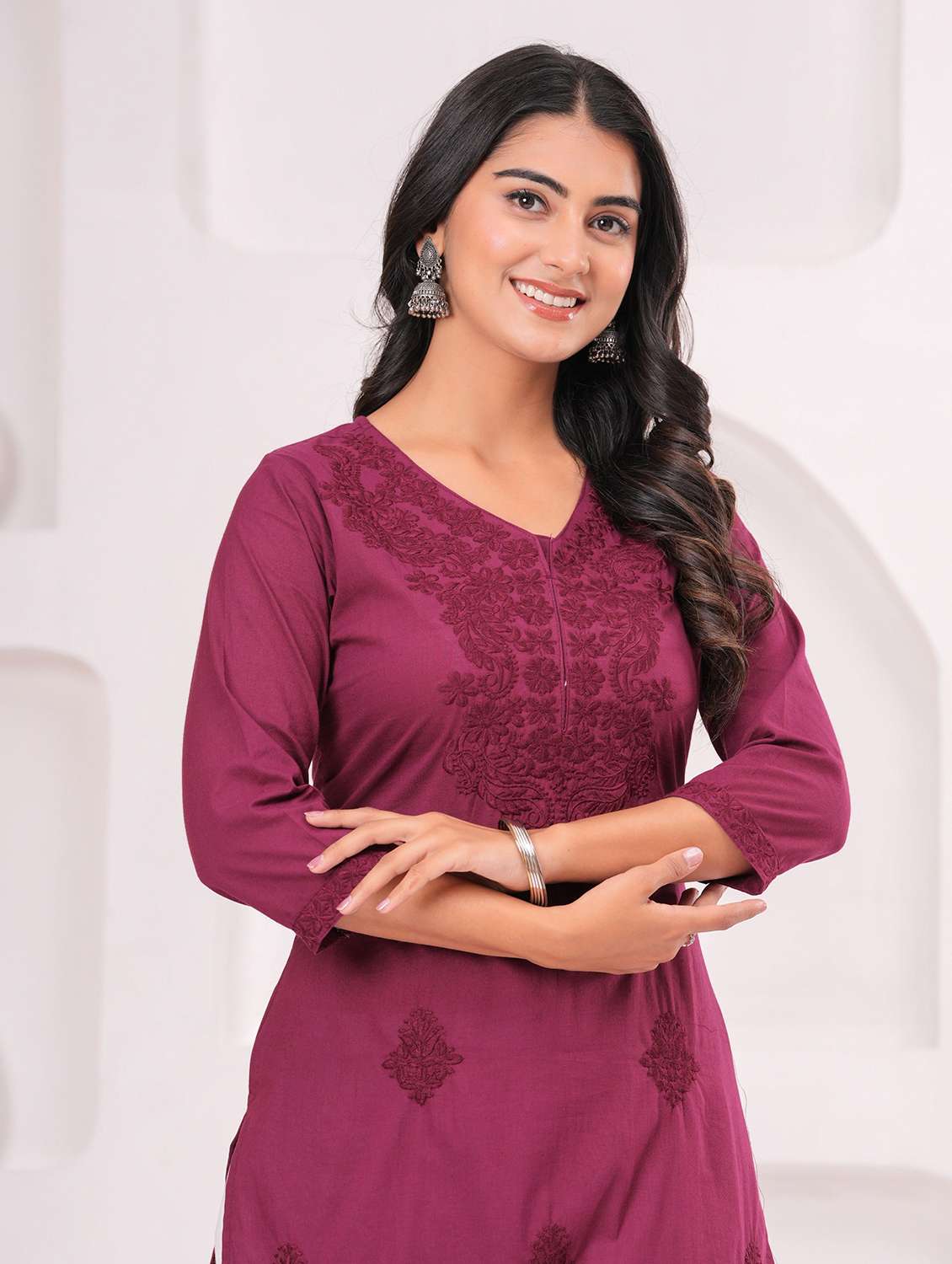 women solid with work three quarter sleeve straight kurta - 22540314 -  Standard Image - 1