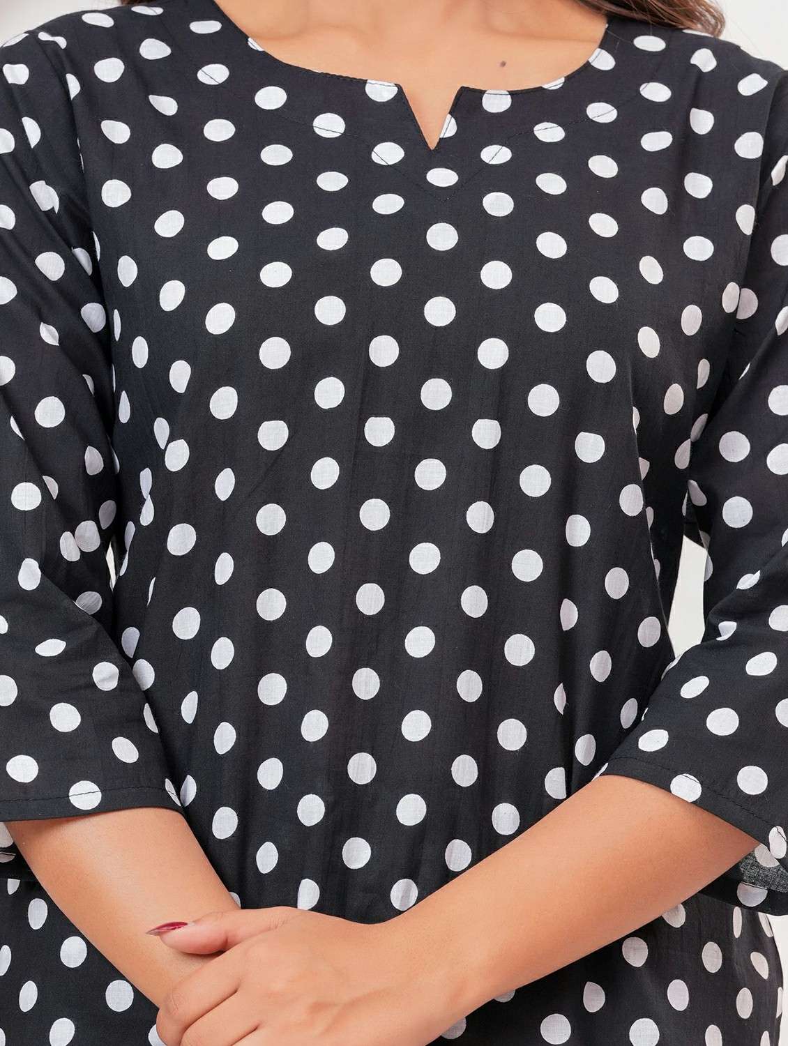 Women Printed Notch Neck Top And Pyjama Set - 22540343 -  Standard Image - 1