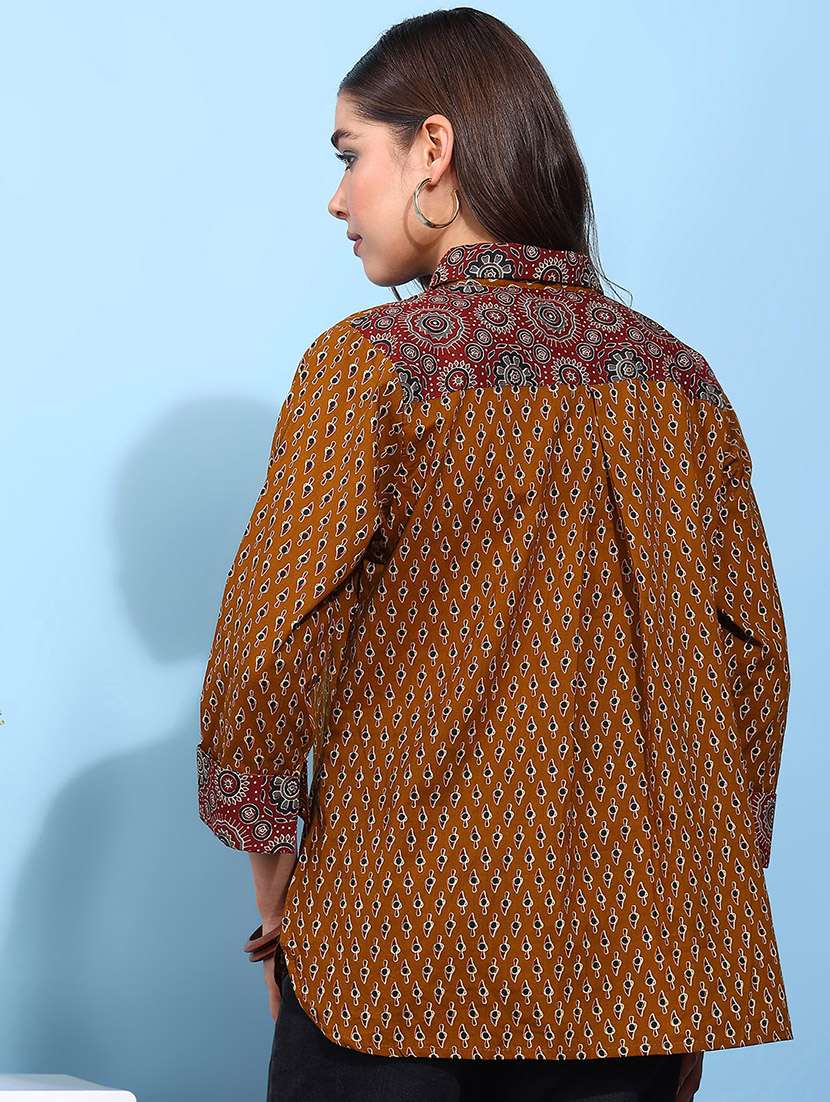 Women Printed Three Quarter Sleeves Regular Shirt - 22540540 -  Standard Image - 4