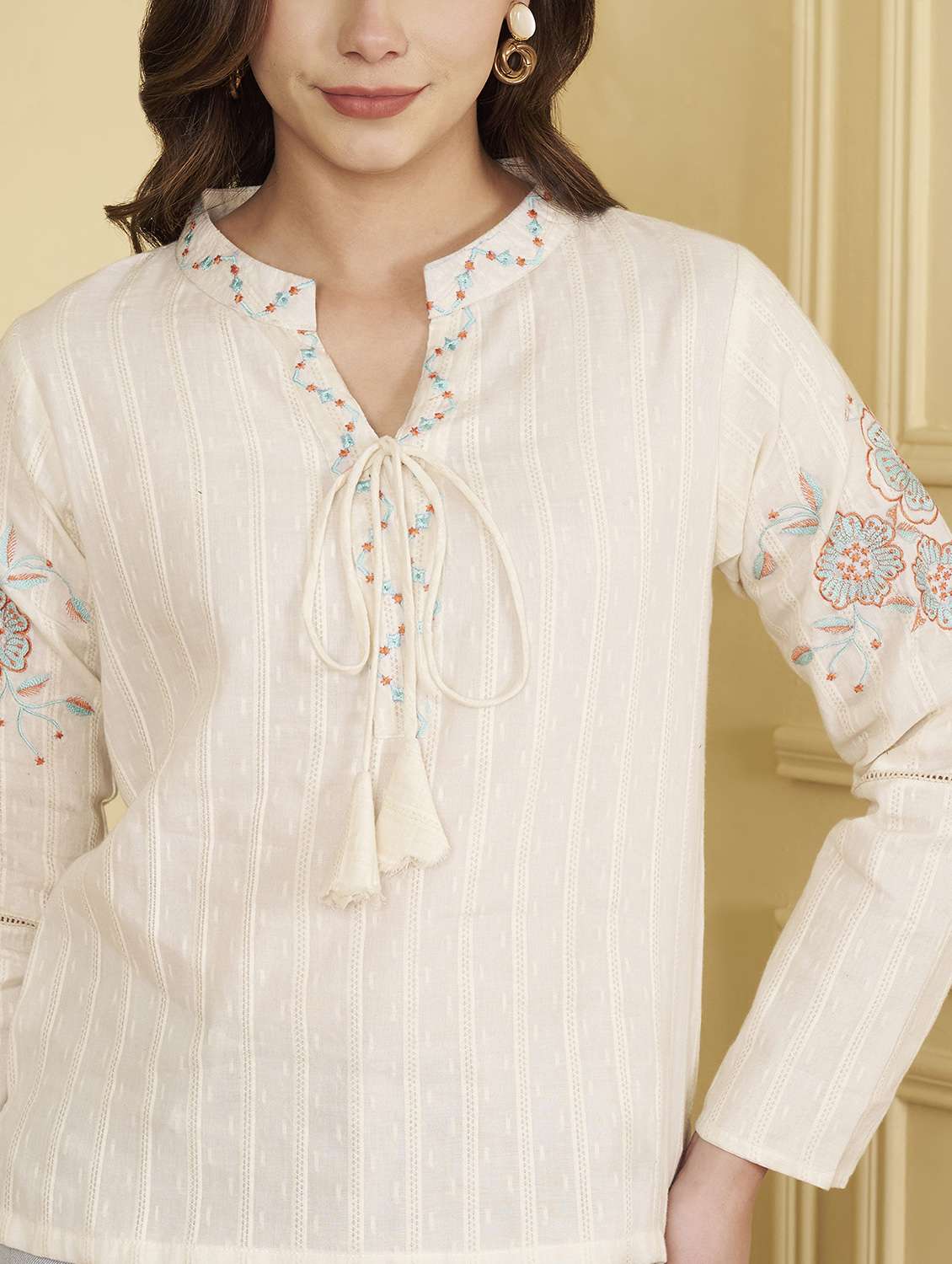 Women Self Design Long Sleeves Regular Top - 22540554 -  Standard Image - 1