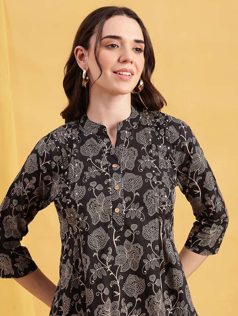 women printed three quarter sleeves a-line top - 22540569 -  Standard Image - 1