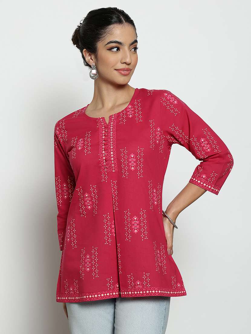 women printed three quarter sleeves staright kurti - 22540570 -  Standard Image - 1
