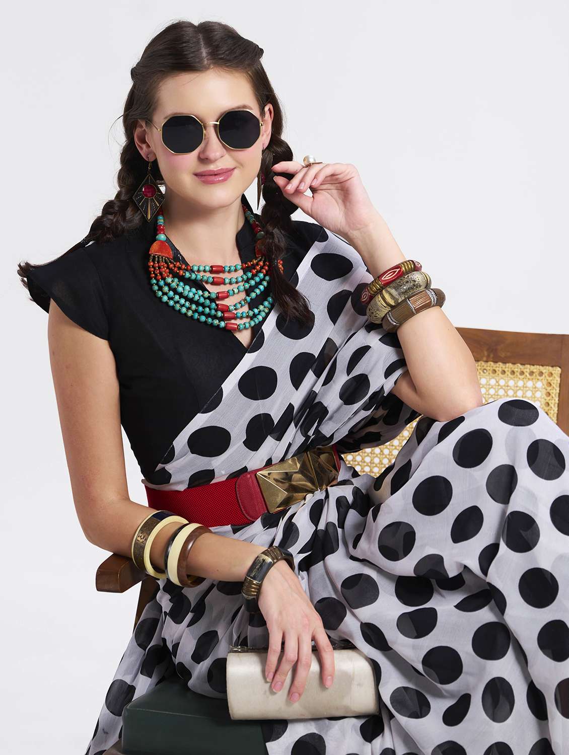 women printed casual wear saree with blouse - 22540837 -  Standard Image - 1