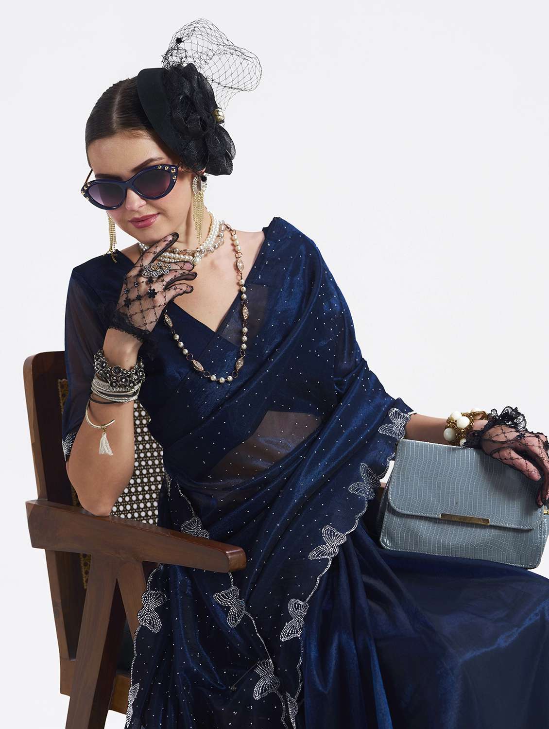 women solid with work embellished saree with blouse - 22540864 -  Standard Image - 1