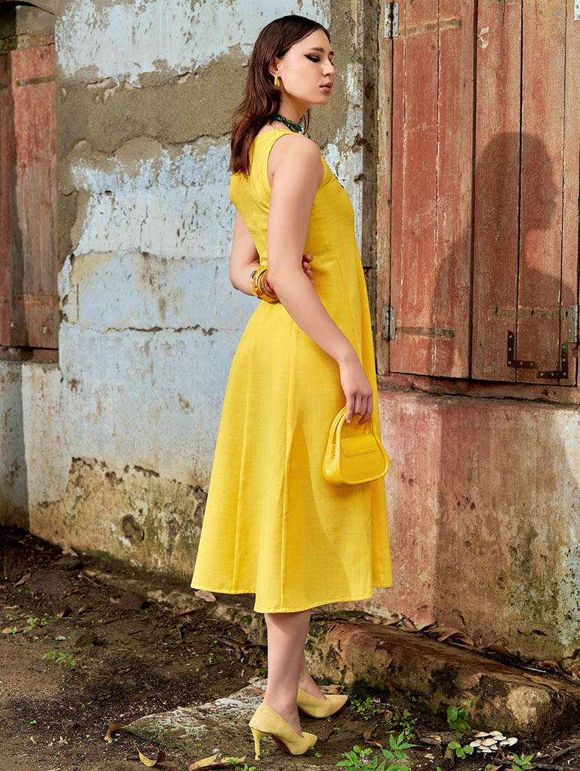 Women Solid Sleeveless Fit And Flare Dress - 22541202 -  Standard Image - 4