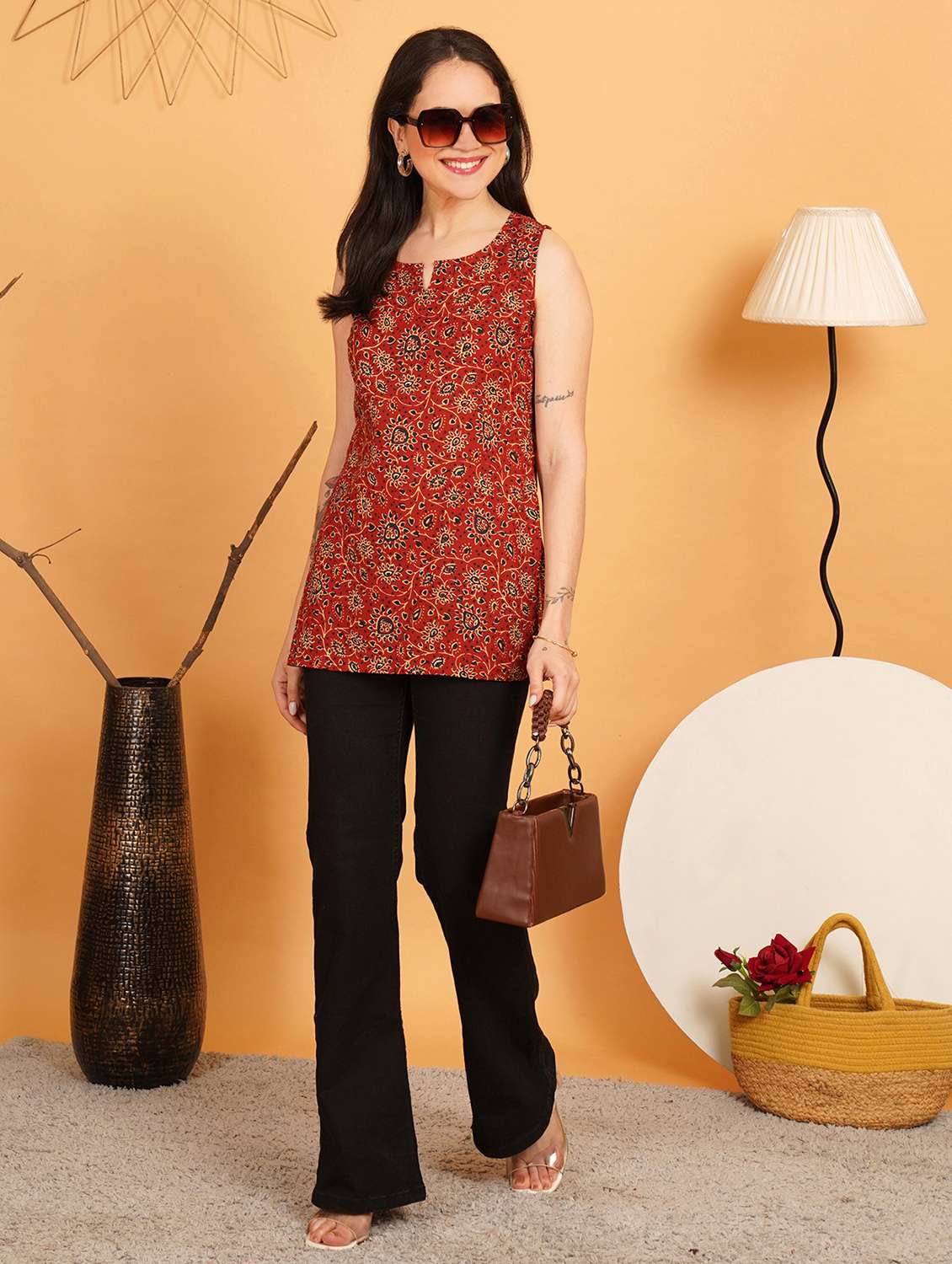 women printed sleeveless straight kurti - 22541319 -  Standard Image - 4