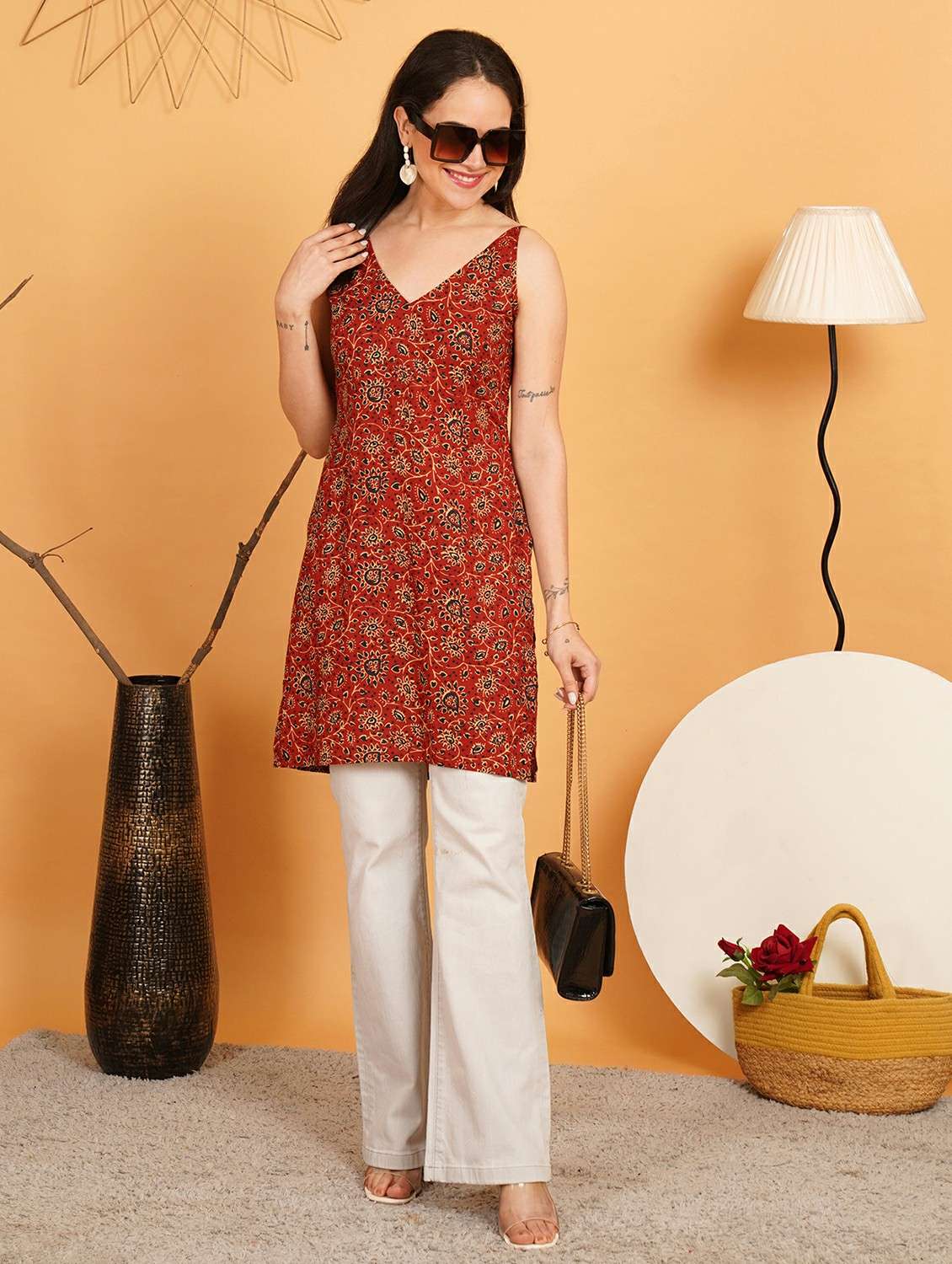 women printed shoulder strap straight kurti - 22541331 -  Standard Image - 4