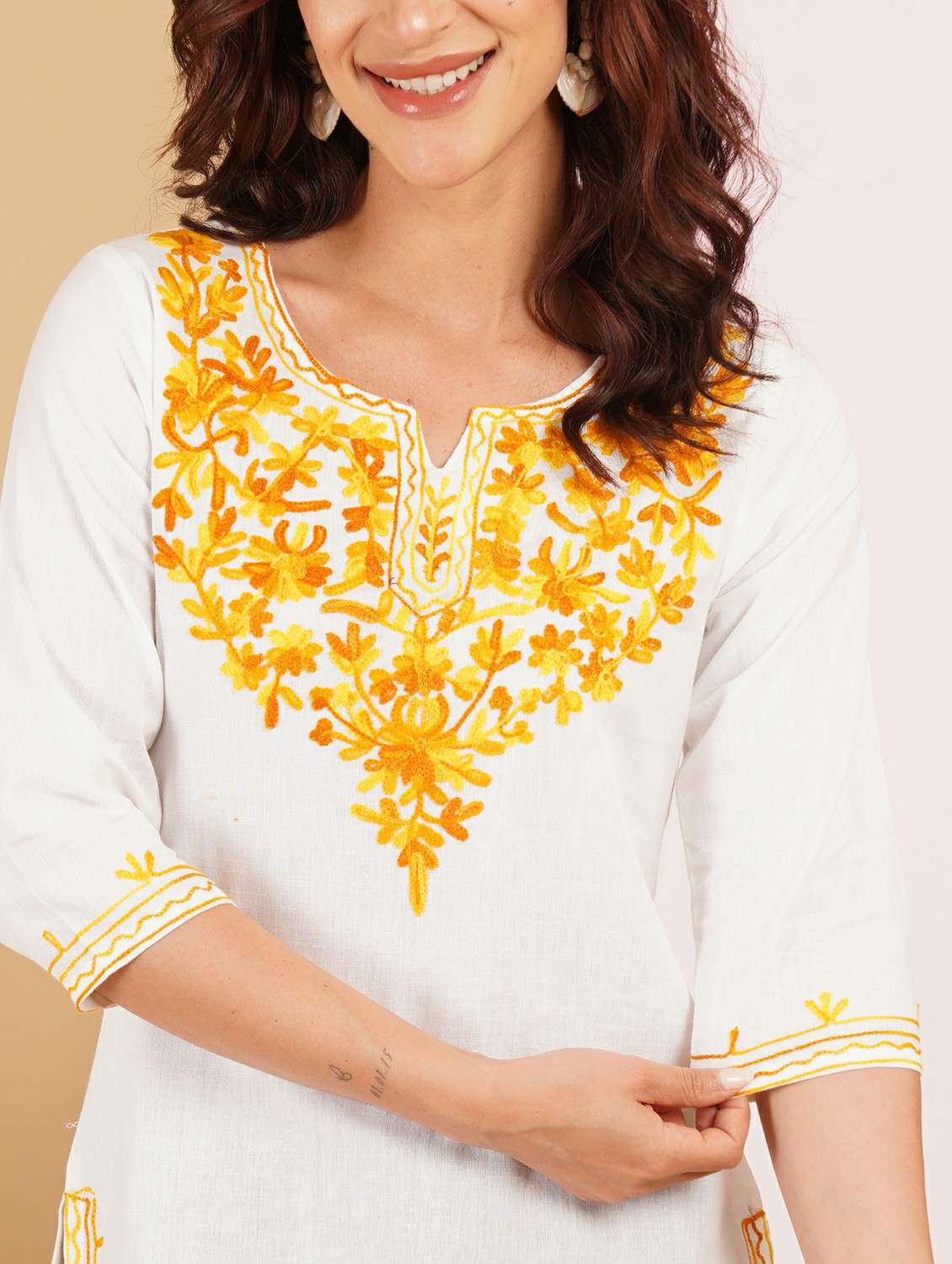 women embroidered notch neck straight kurti - 22541433 -  Standard Image - 1