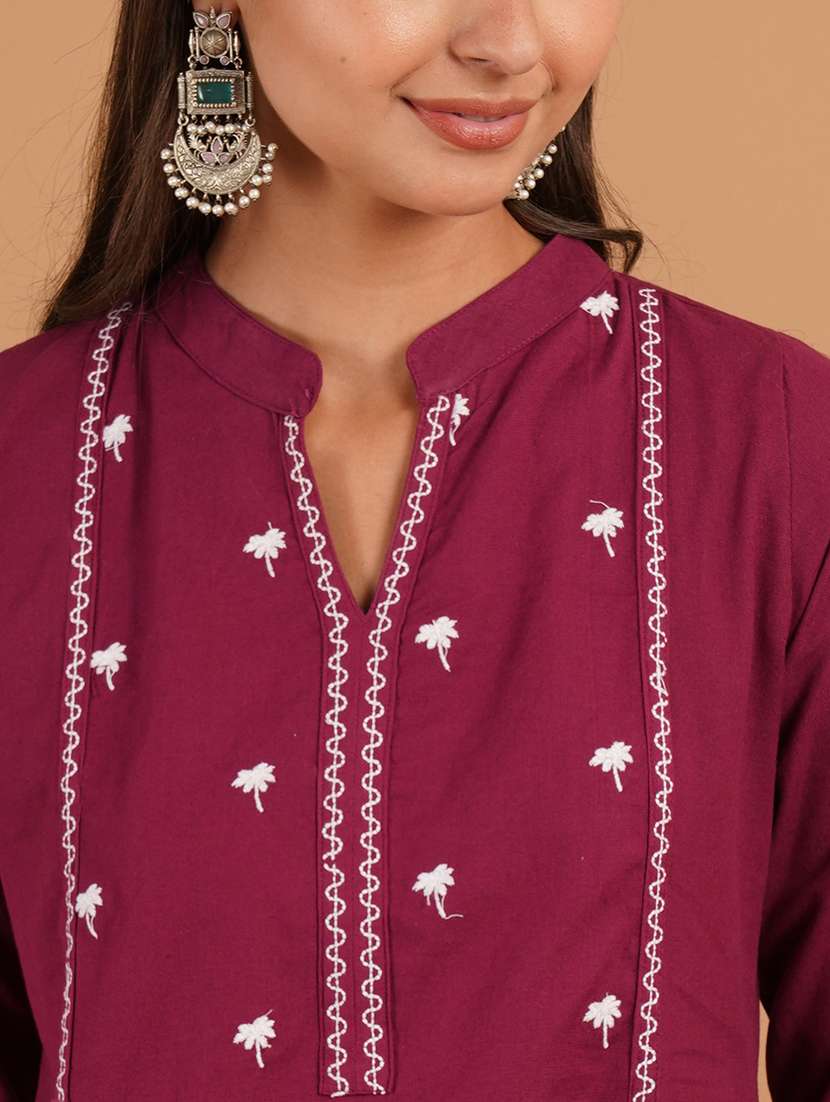 women embroidered three quarter sleeve straight kurti - 22541513 -  Standard Image - 1