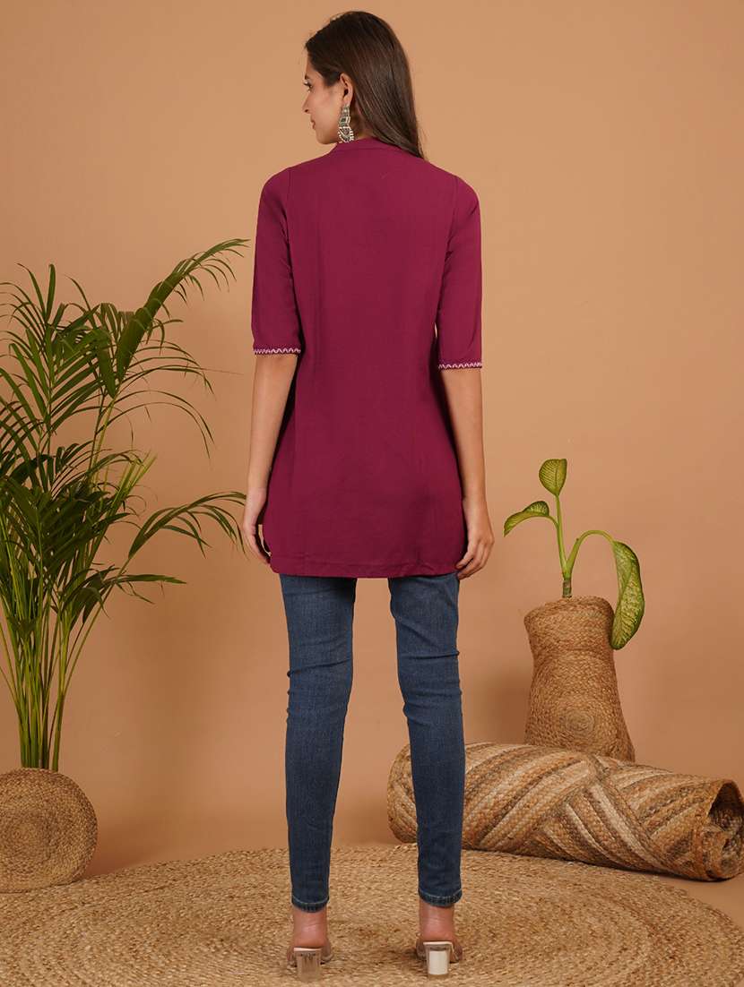 women embroidered three quarter sleeve straight kurti - 22541513 -  Standard Image - 4