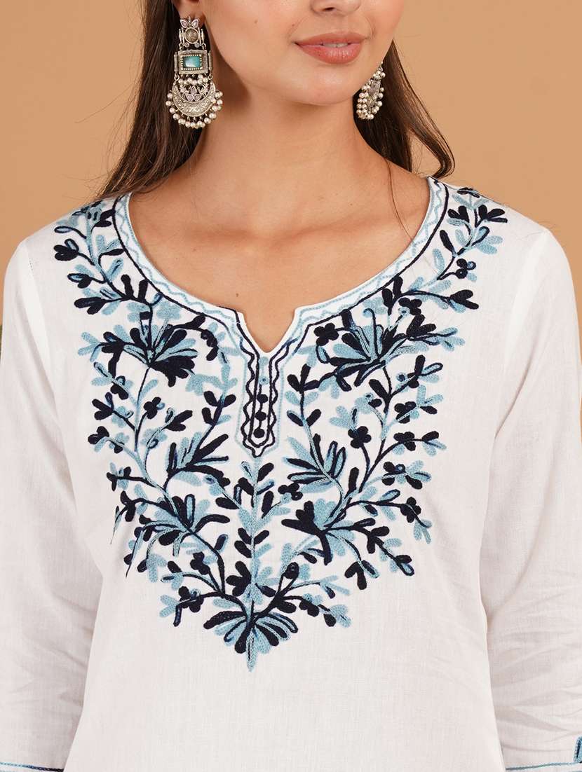 women embroidered notch neck straight kurti - 22541534 -  Standard Image - 1