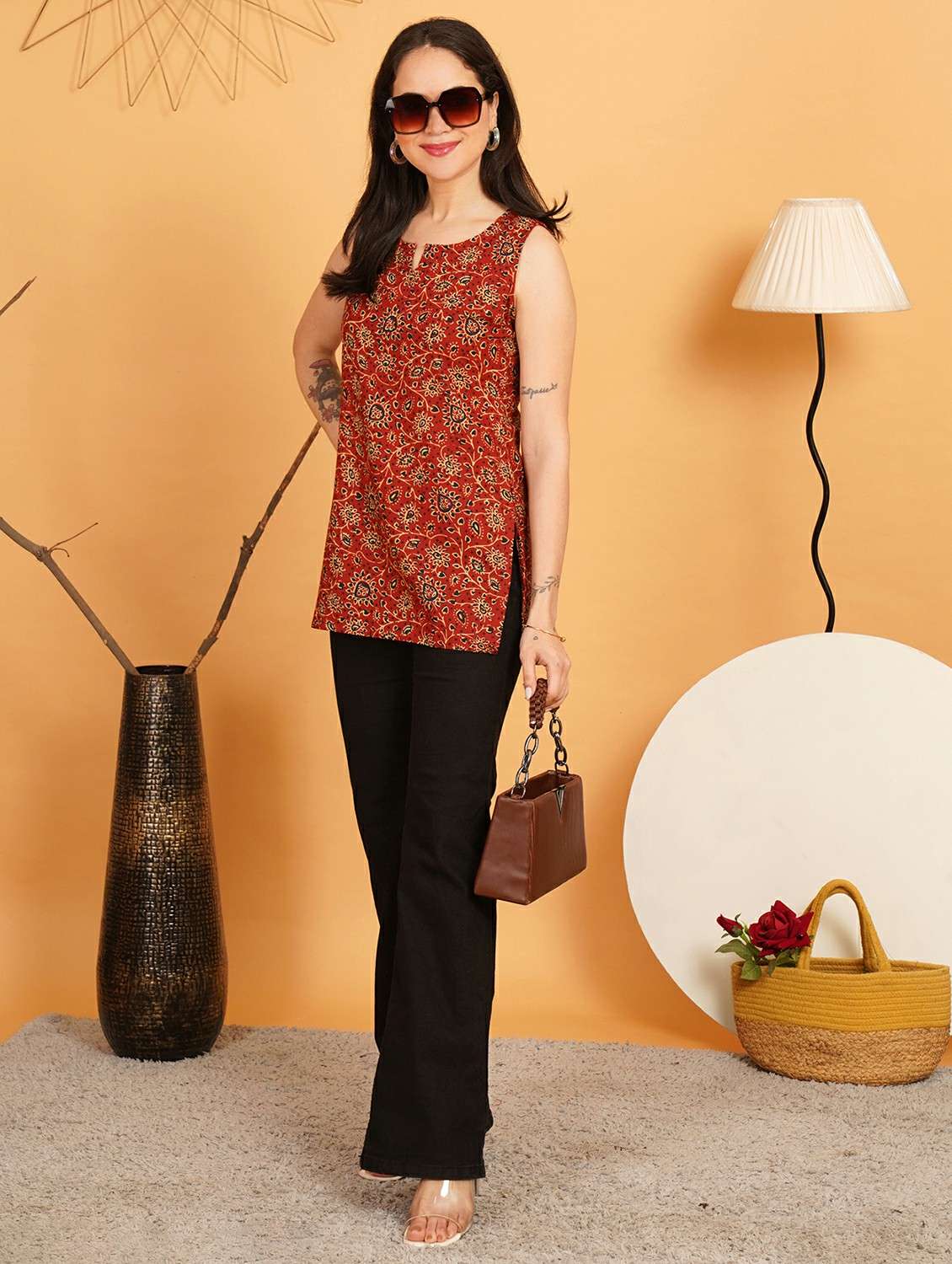women printed sleeveless straight kurti - 22541645 -  Standard Image - 4