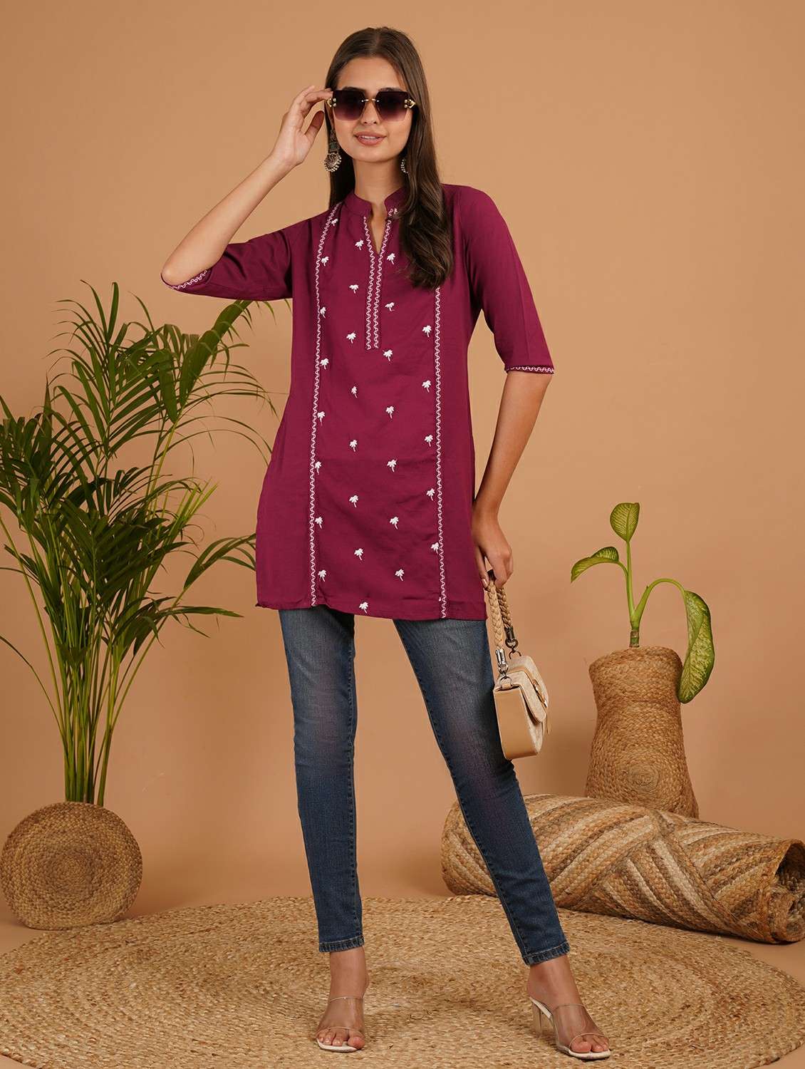 women embroidered three quarter sleeve straight kurti - 22541833 -  Standard Image - 4