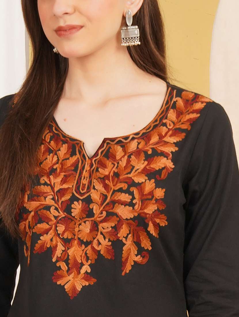Women Embroidered Notch Neck Straight Kurti - 22541855 -  Standard Image - 1