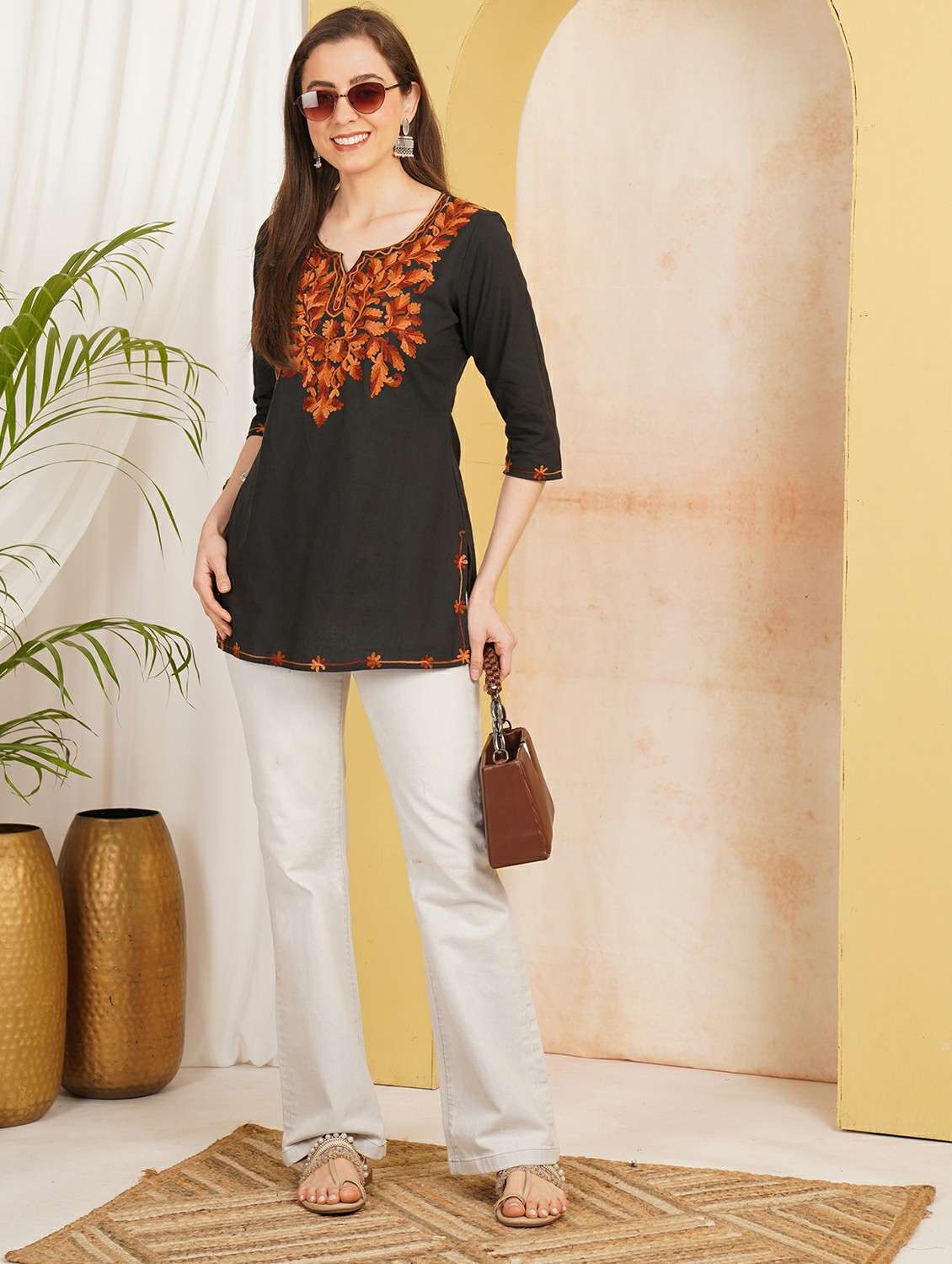 Women Embroidered Notch Neck Straight Kurti - 22541855 -  Standard Image - 4