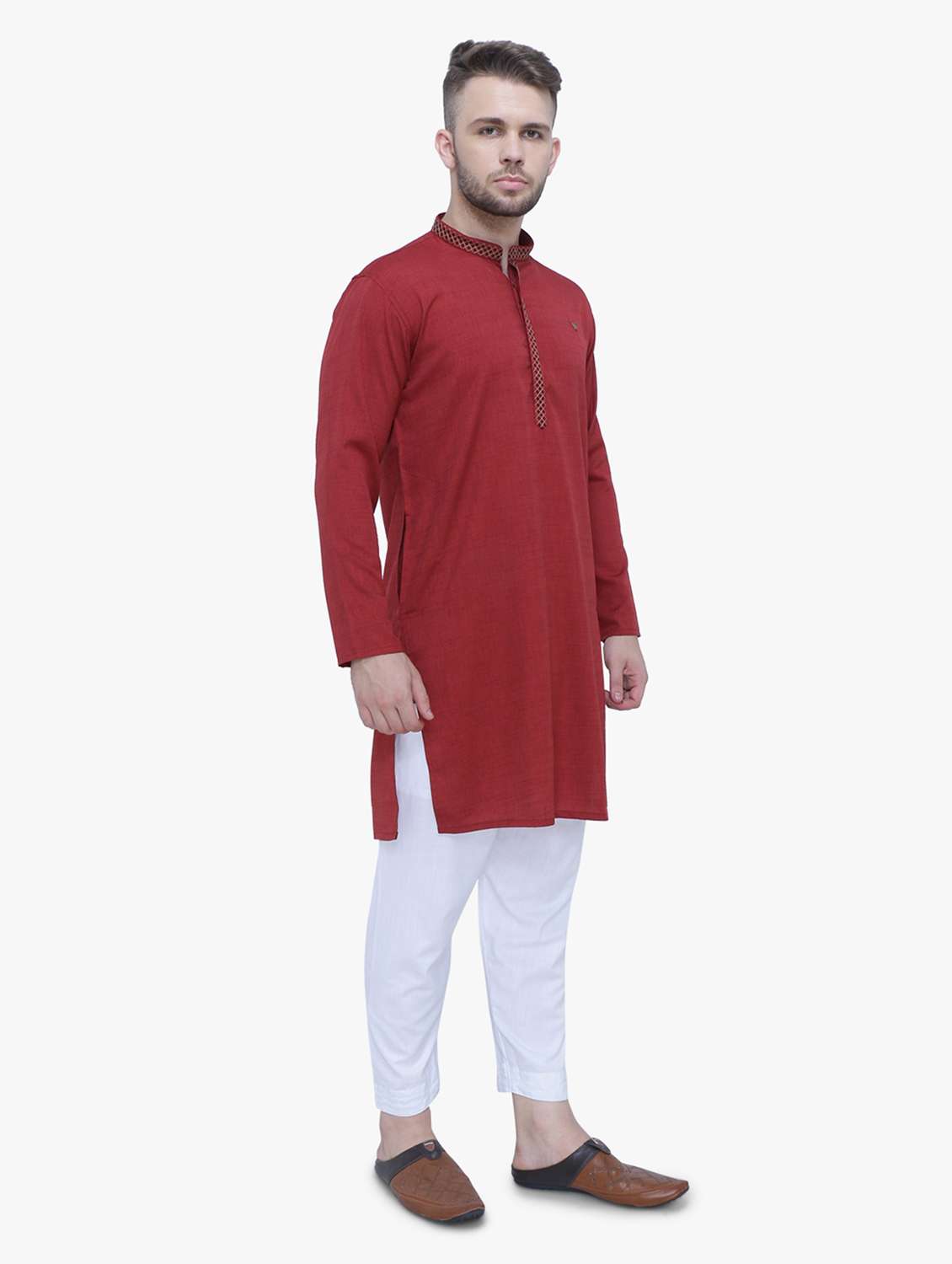 men solid mandarin neck long kurta - 22541971 -  Standard Image - 4