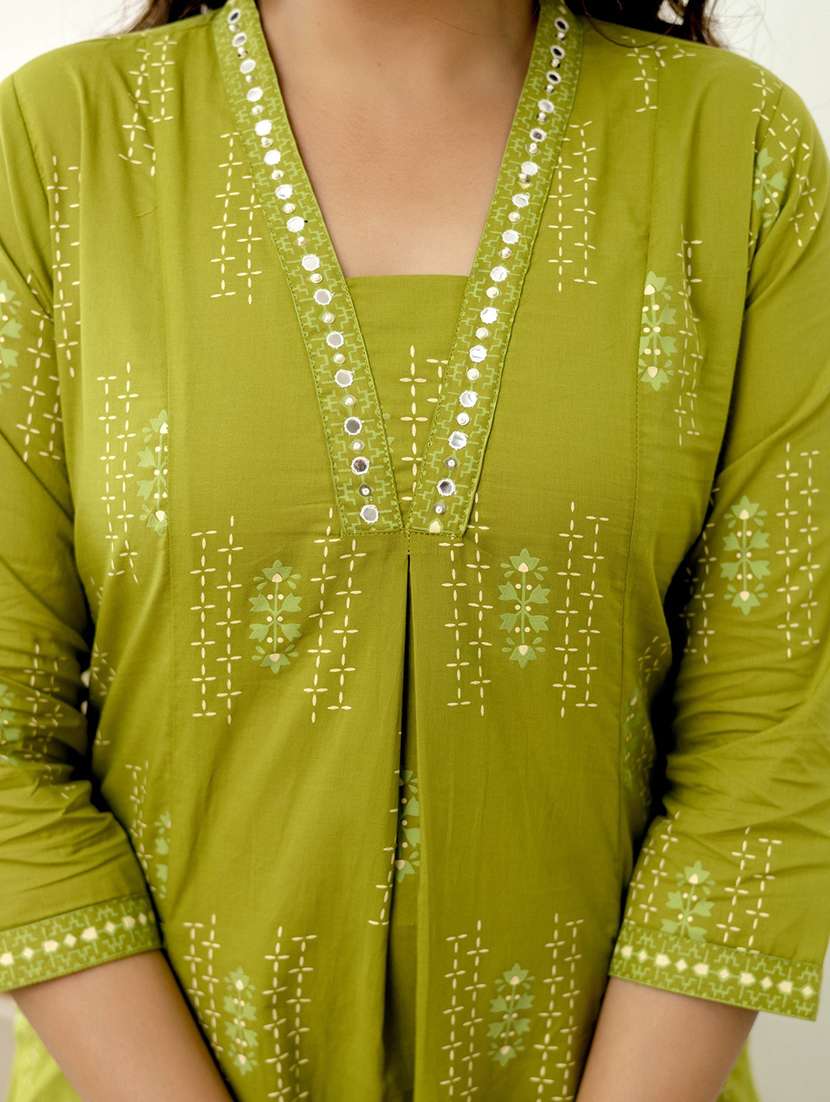 women printed three quarter sleeve kurta palazzo with dupatta set - 22542005 -  Standard Image - 1