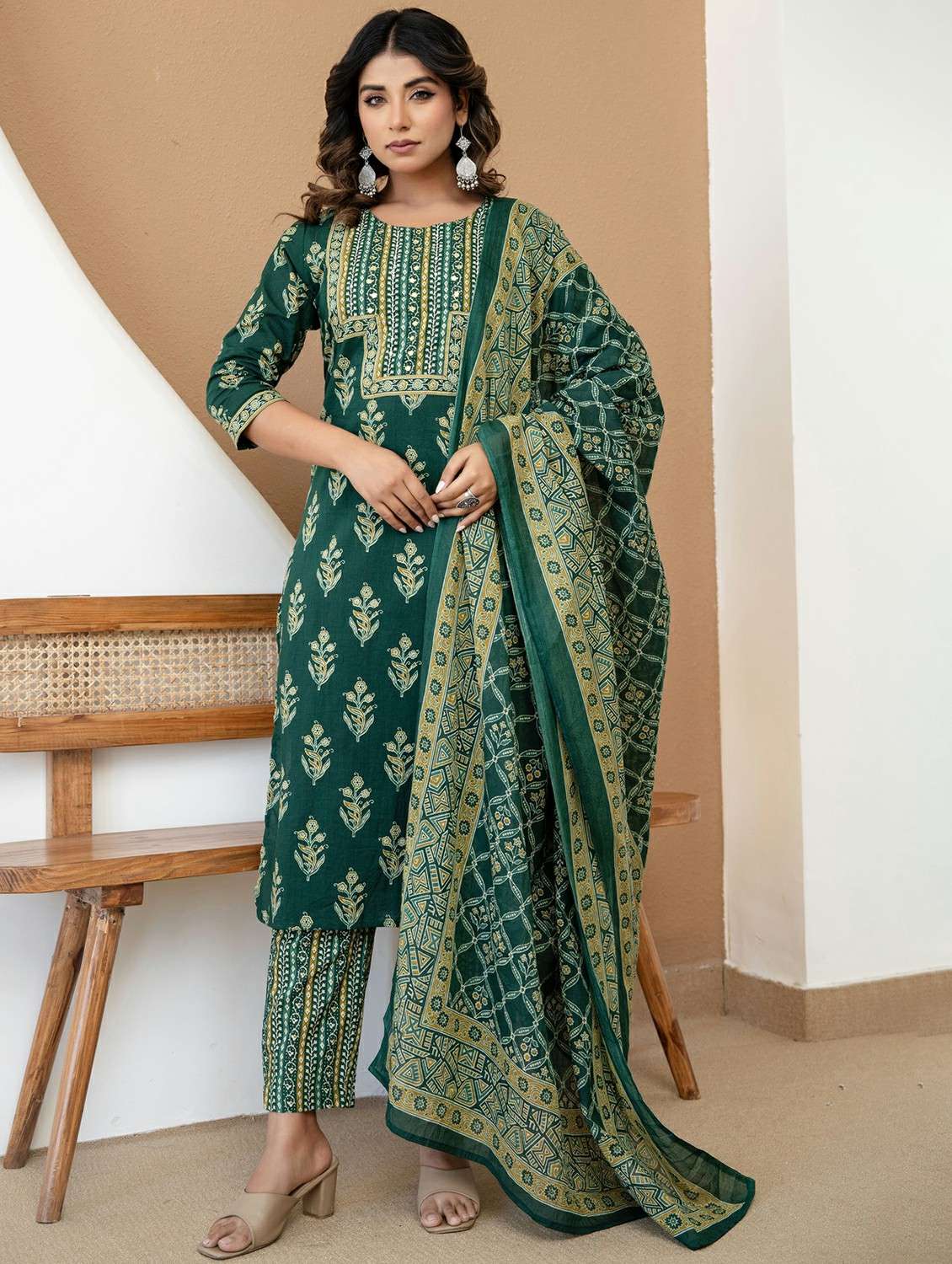 Women Printed Three Quarter Sleeve Kurta Pant With Dupatta Set - 22542015 -  Standard Image - 4