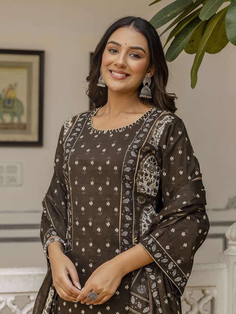 women printed three quarter sleeve kurta palazzo with dupatta set - 22542020 -  Standard Image - 1