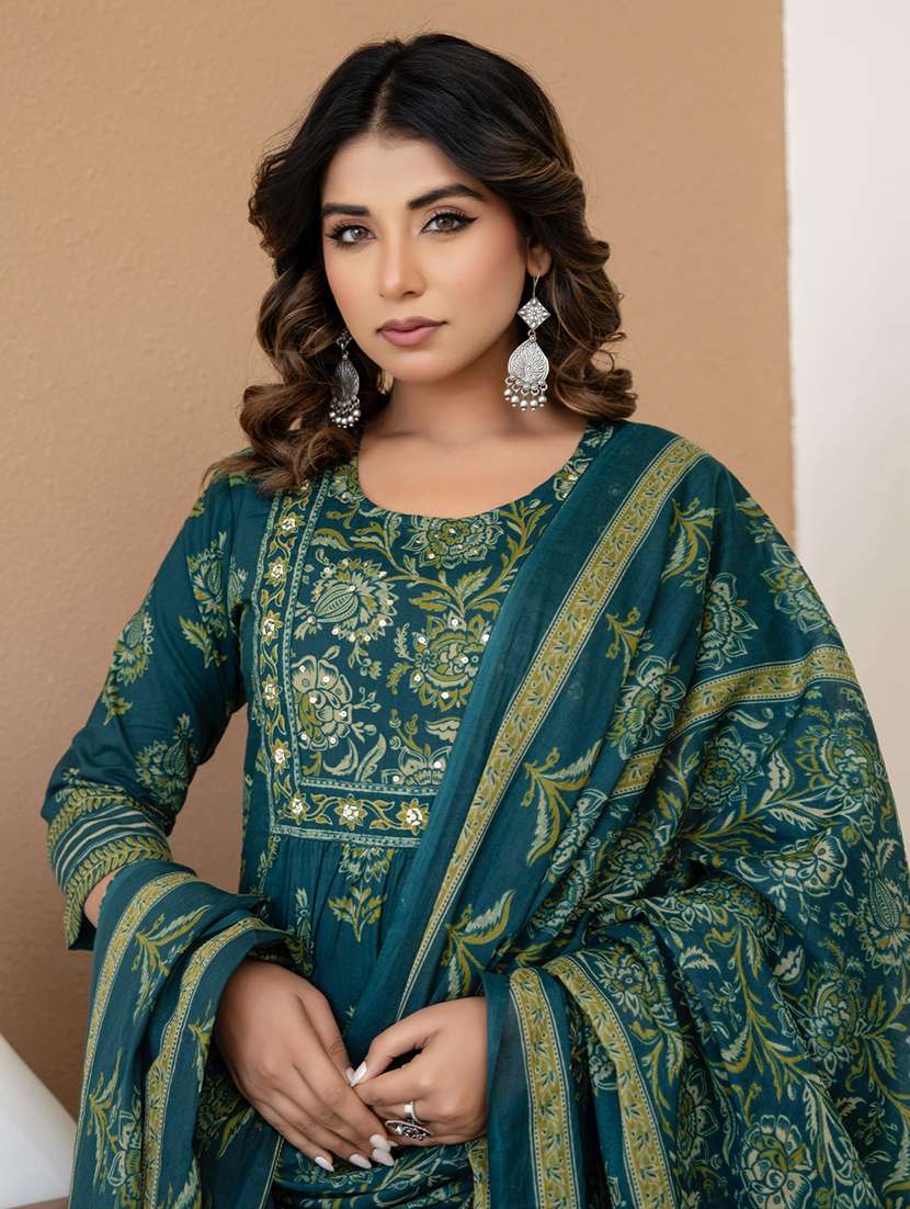 women printed three quarter sleeve kurta palazzo with dupatta set - 22542029 -  Standard Image - 1