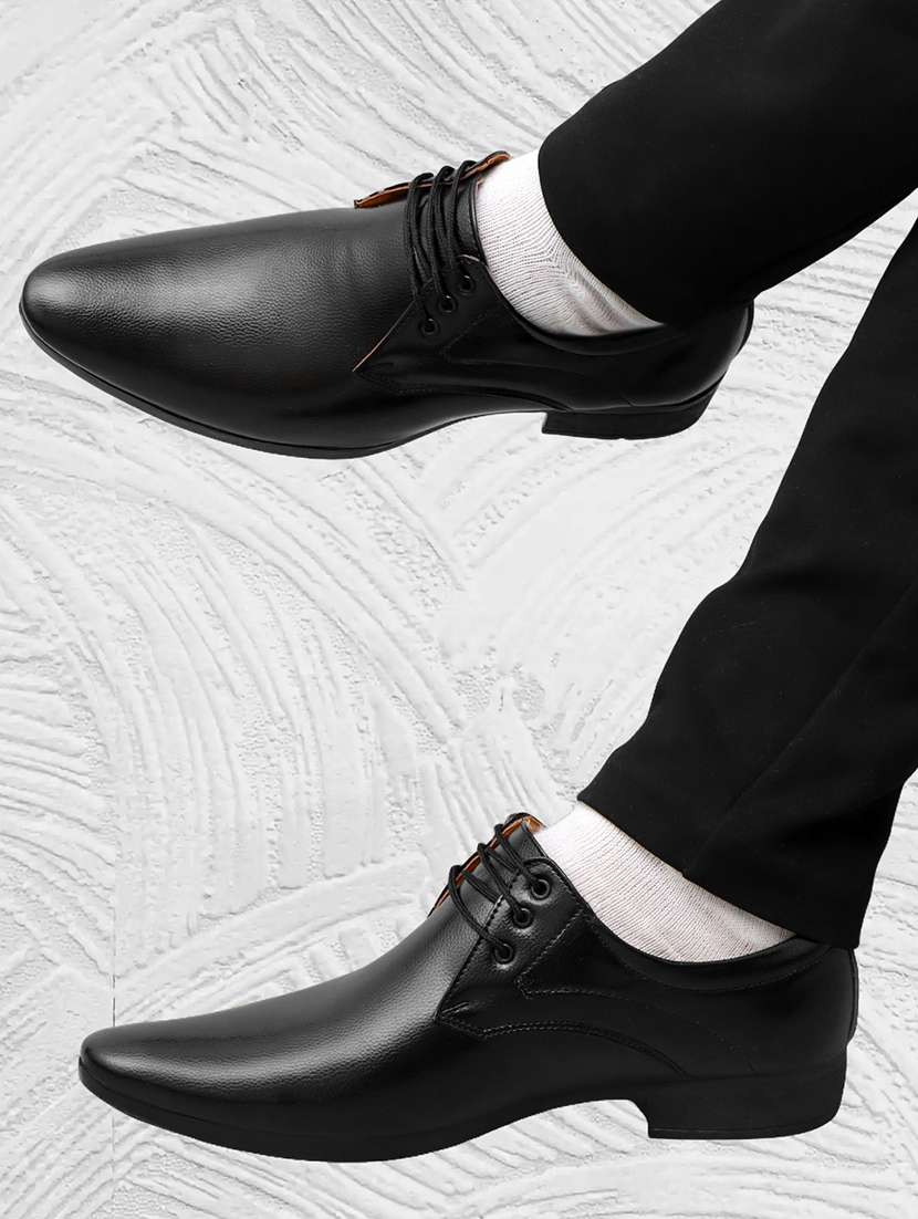 men solid lace up oxford shoes - 22542061 -  Standard Image - 4