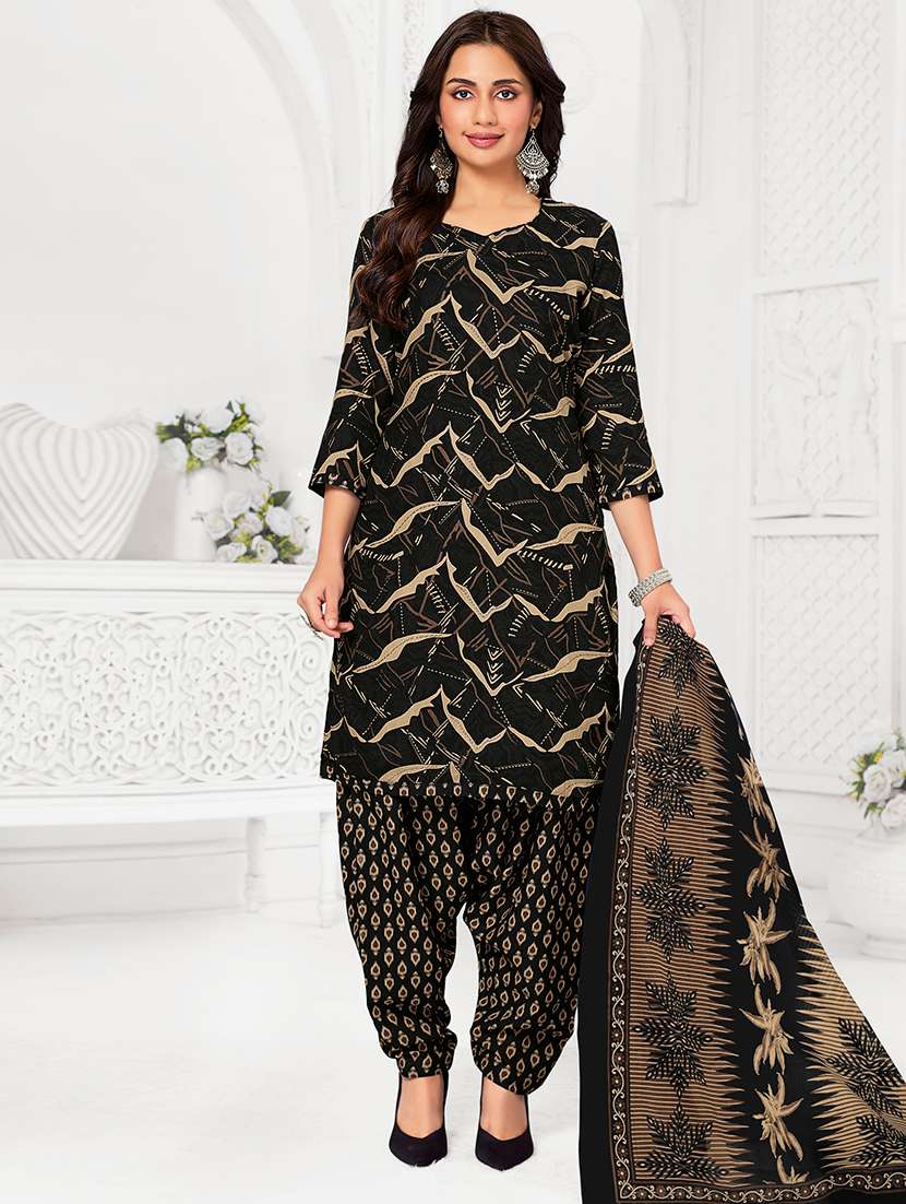 women printed three quarter sleeve kurta patiala with dupatta set