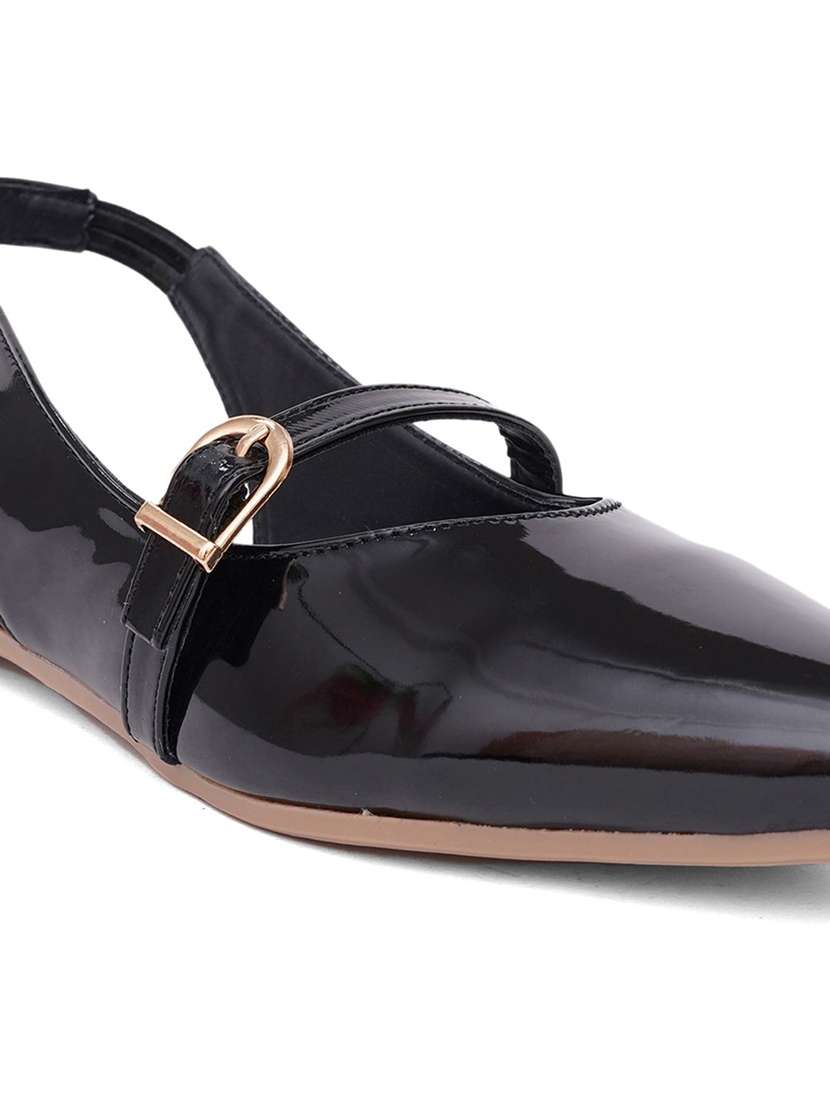 Women Solid Back Strap Flat Sandal - 22542164 -  Standard Image - 4