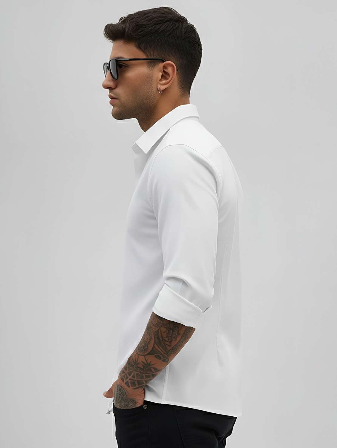 Men Solid Collared Slim Fit Casual Shirt - 22542305 -  Standard Image - 1