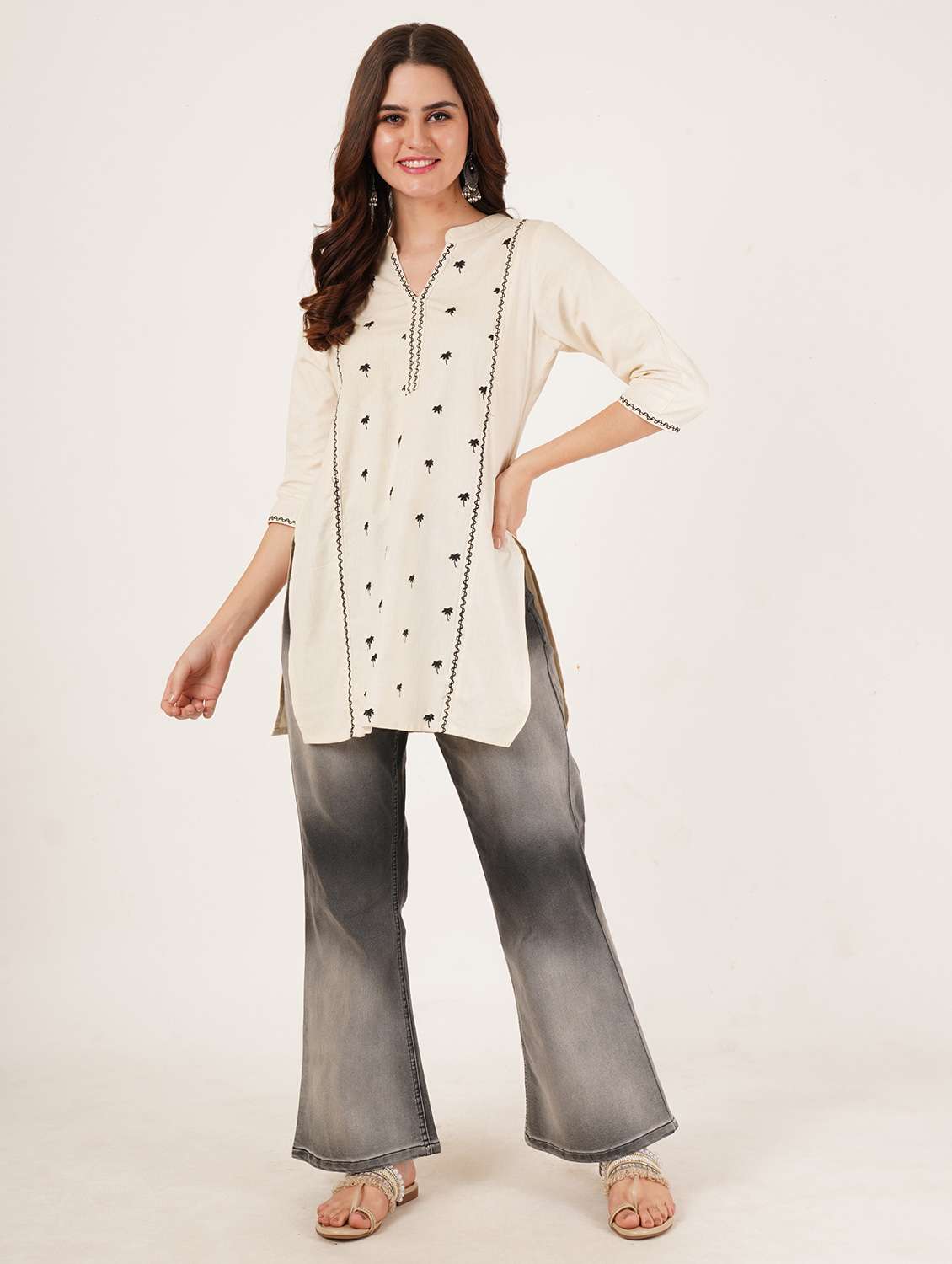 women embroidered three quarter sleeve straight kurti - 22542802 -  Standard Image - 4