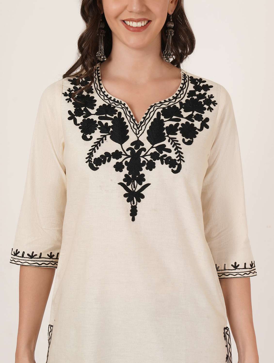 women embroidered notch neck straight kurti - 22542833 -  Standard Image - 1