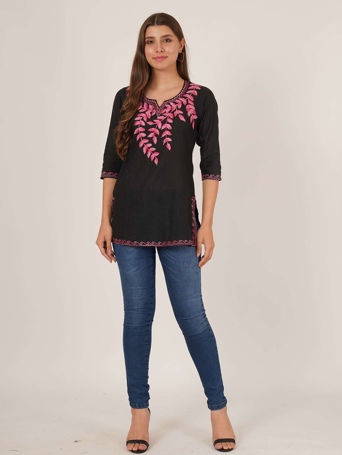 women embroidered notch neck straight kurti - 22542839 -  Standard Image - 4