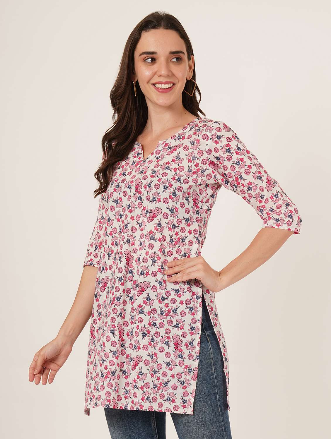women printed three quarter sleeve straight kurti - 22542879 -  Standard Image - 4