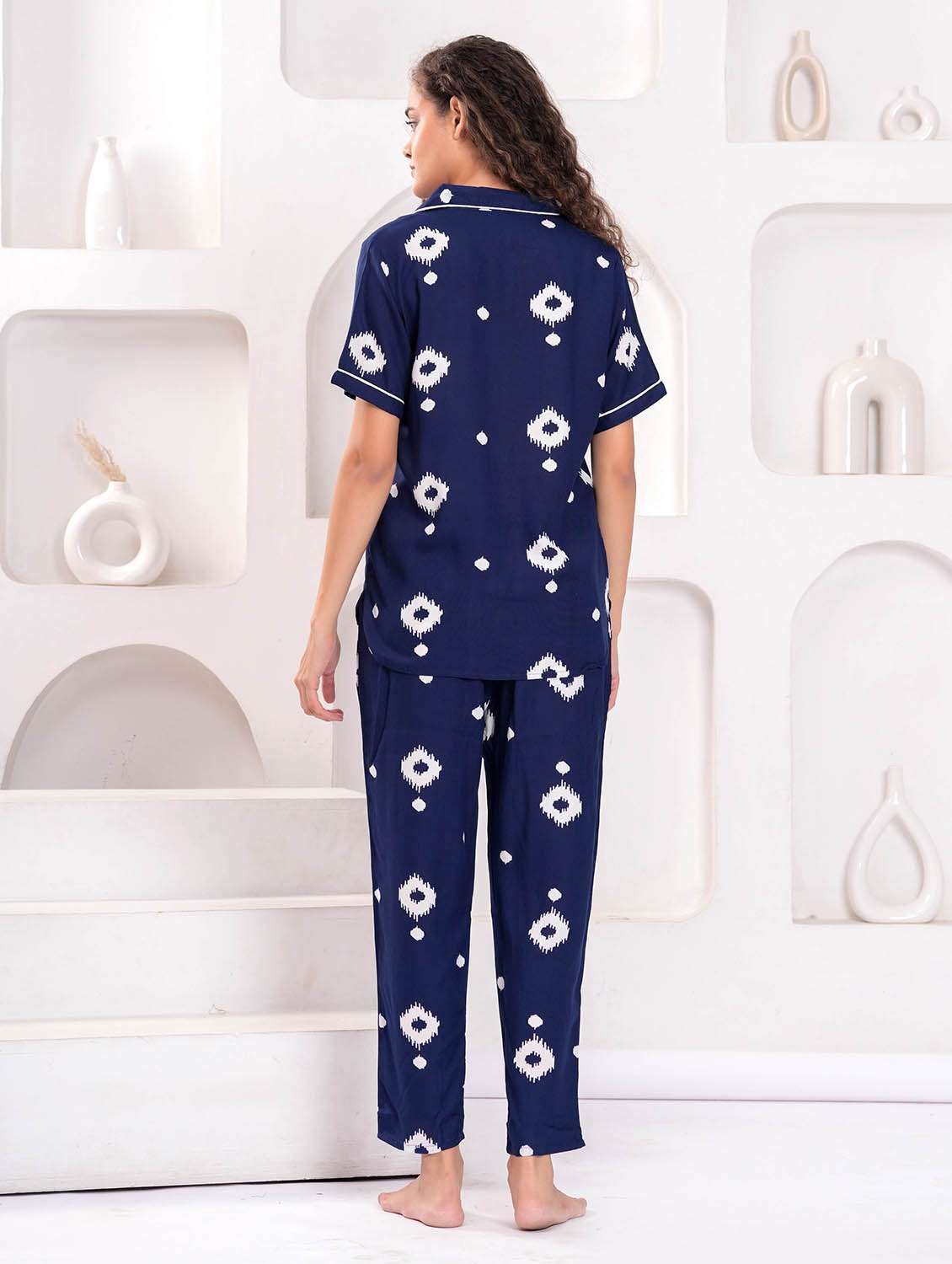 women printed short sleeves shirt and pyjama set - 22543204 -  Standard Image - 4
