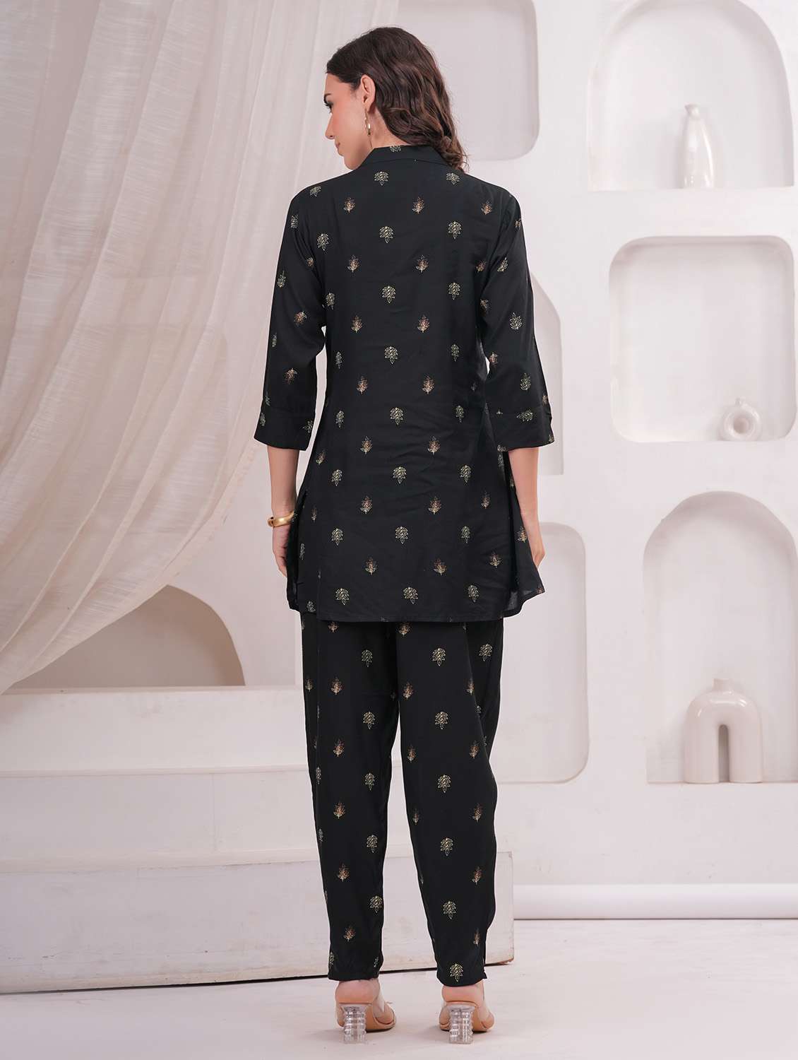 women printed three quarter sleeve ethnic co-ord set - 22543215 -  Standard Image - 4