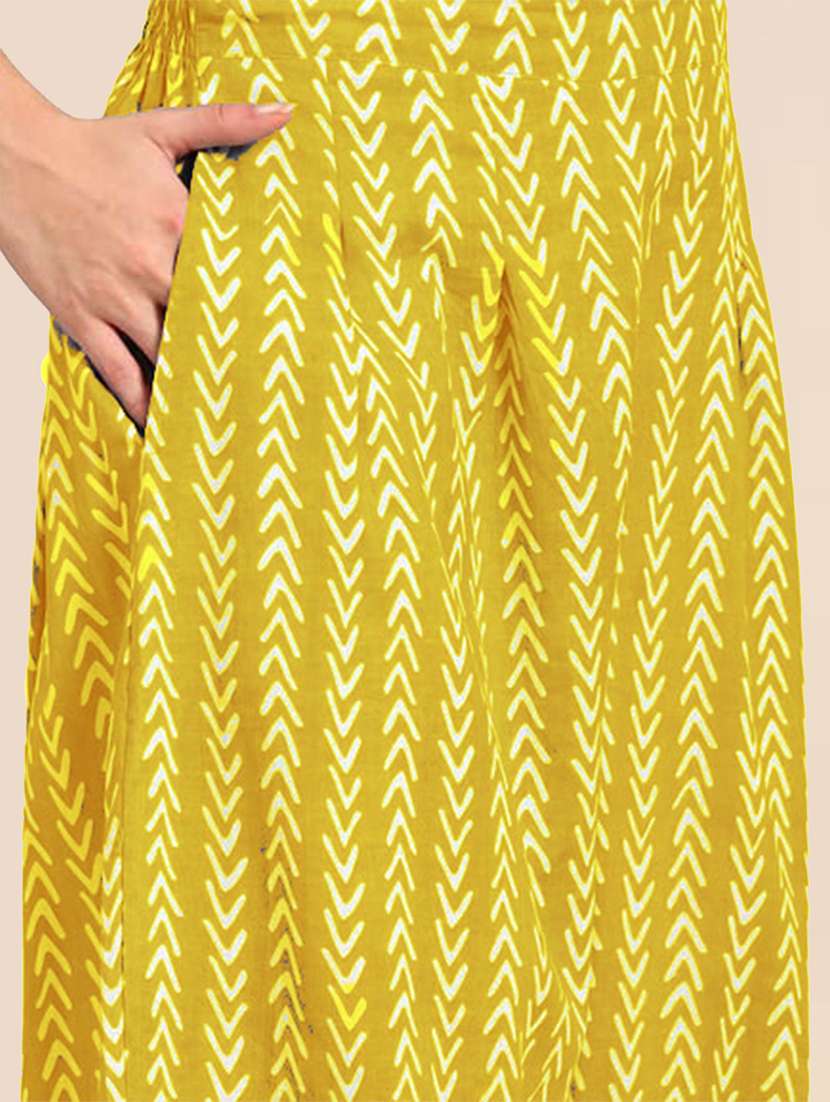 Women Printed Three Quarter Sleeves Kurta Salwar Set - 22543585 -  Standard Image - 4