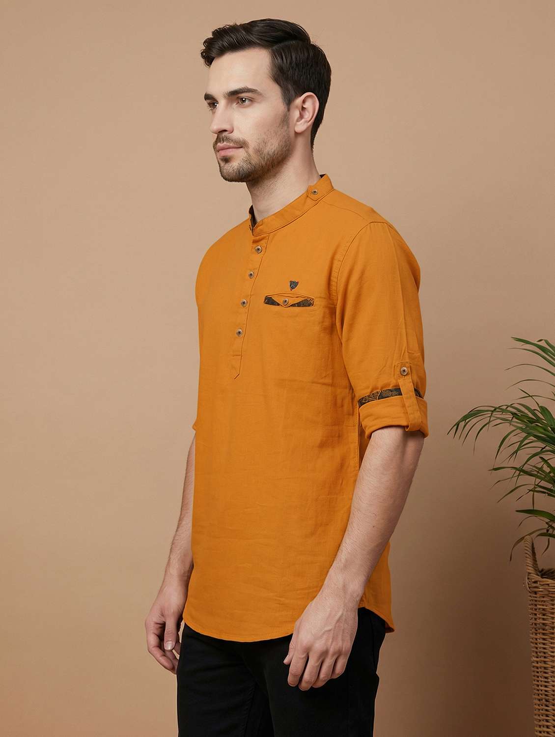 men solid mandarin neck short kurta - 22543960 -  Standard Image - 1
