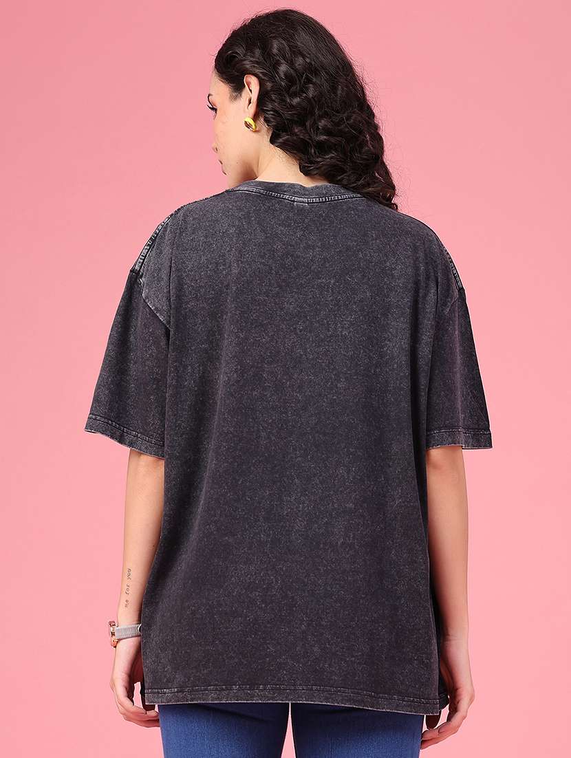 women embellished short sleeves oversized t-shirt - 22546132 -  Standard Image - 4