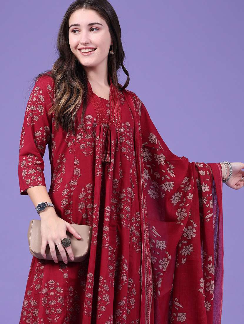 women printed three quarter sleeve kurta pant with dupatta set - 22546270 -  Standard Image - 4