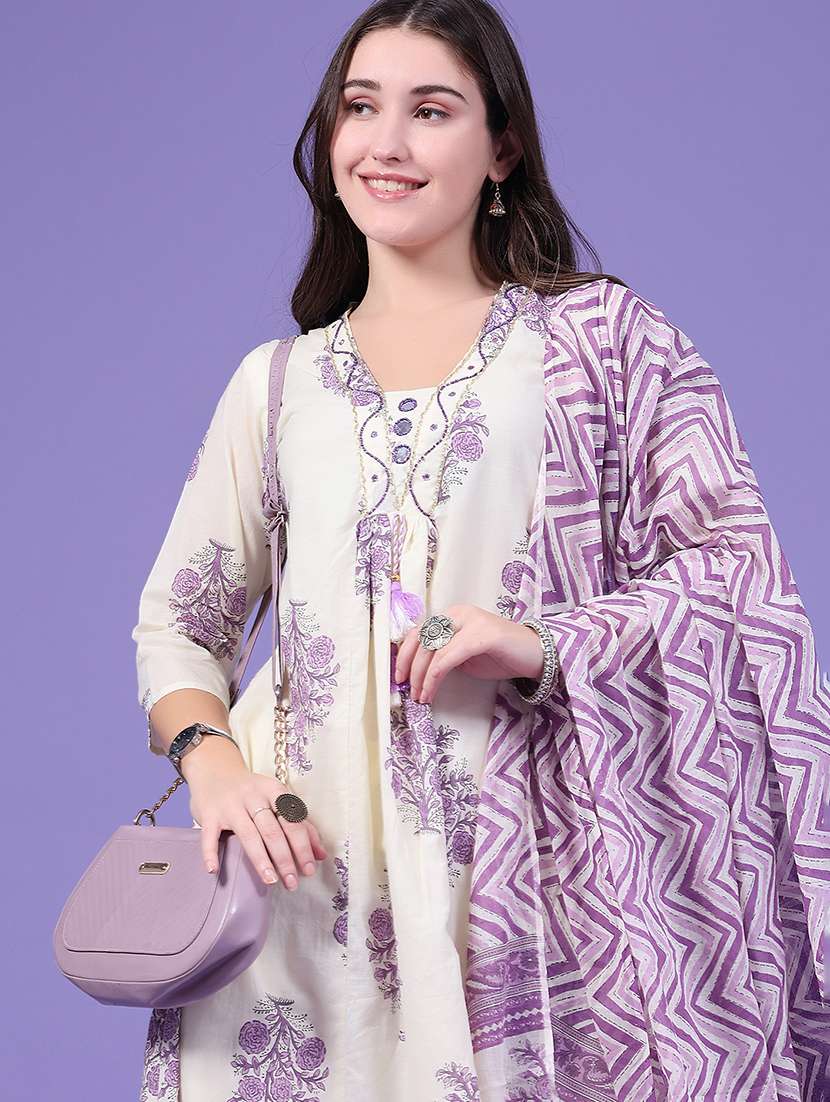women printed three quarter sleeve kurta pant with dupatta set - 22546347 -  Standard Image - 4