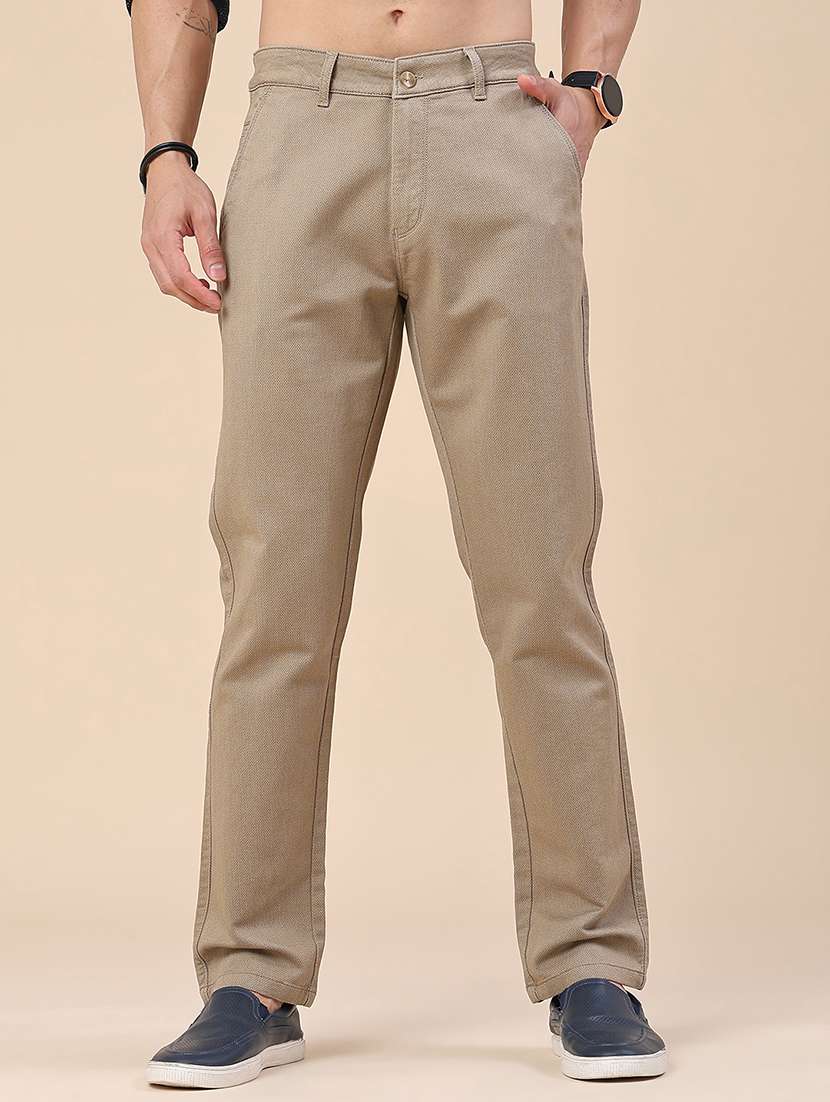 men solid mid rise chinos casual trouser