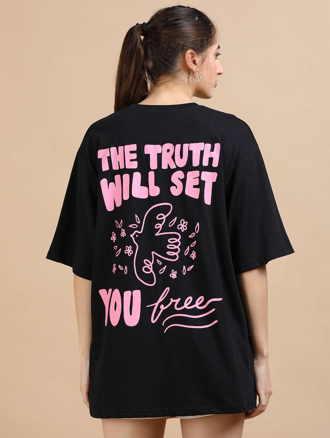 women printed short sleeves oversized t-shirt - 22547974 -  Standard Image - 4