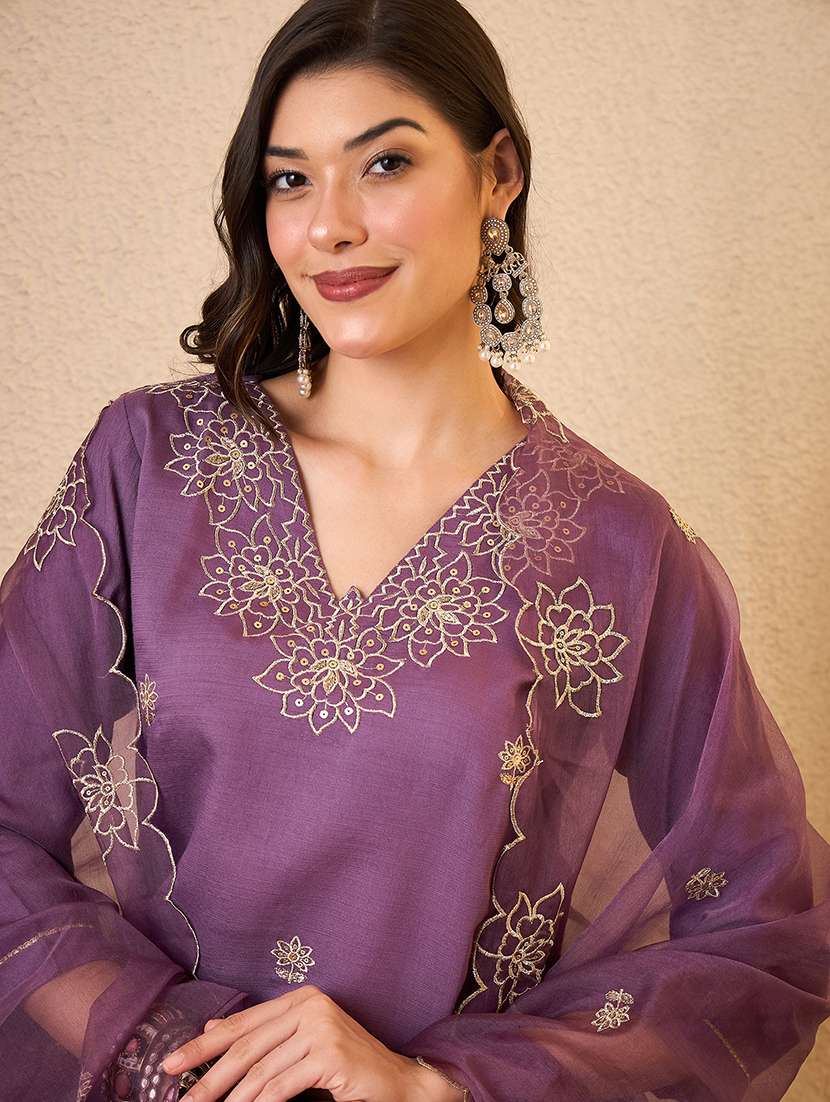 women embroidered three quarter sleeve kurta pant with dupatta set - 22548118 -  Standard Image - 1