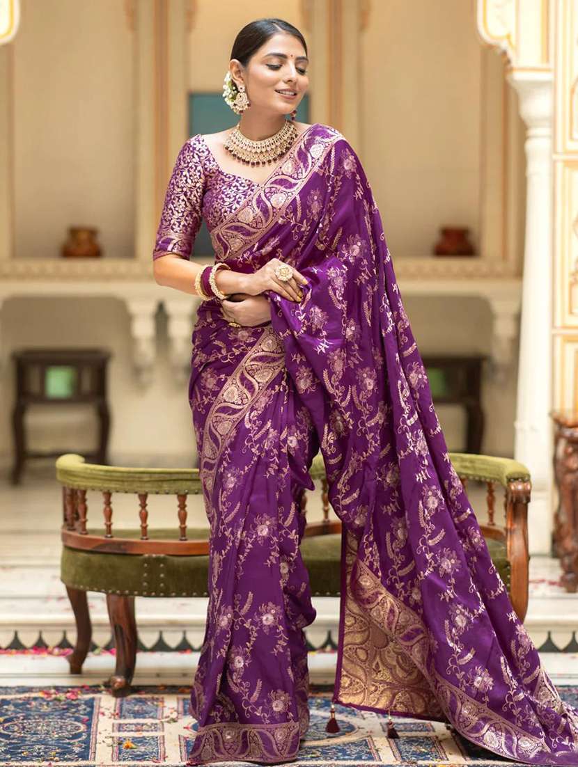 women self design banarasi saree with blouse - 22548532 -  Standard Image - 1