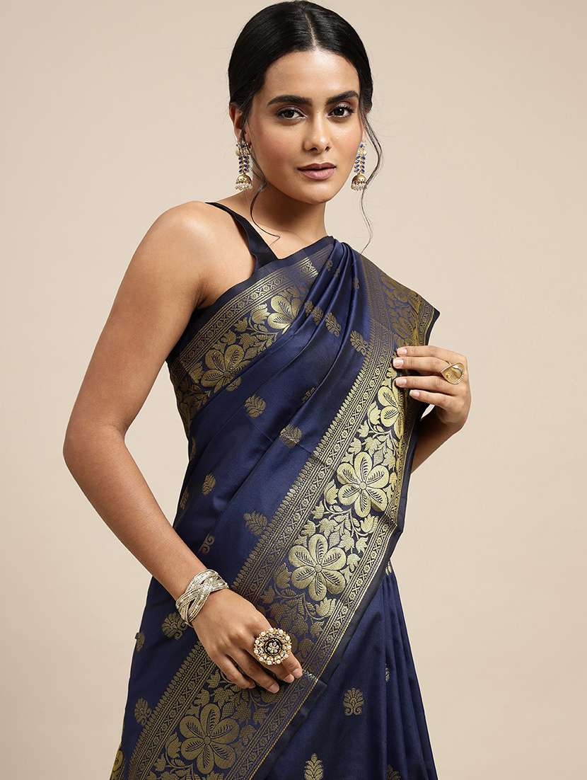 Women Self Design Banarasi Saree With Blouse - 22548552 -  Standard Image - 4