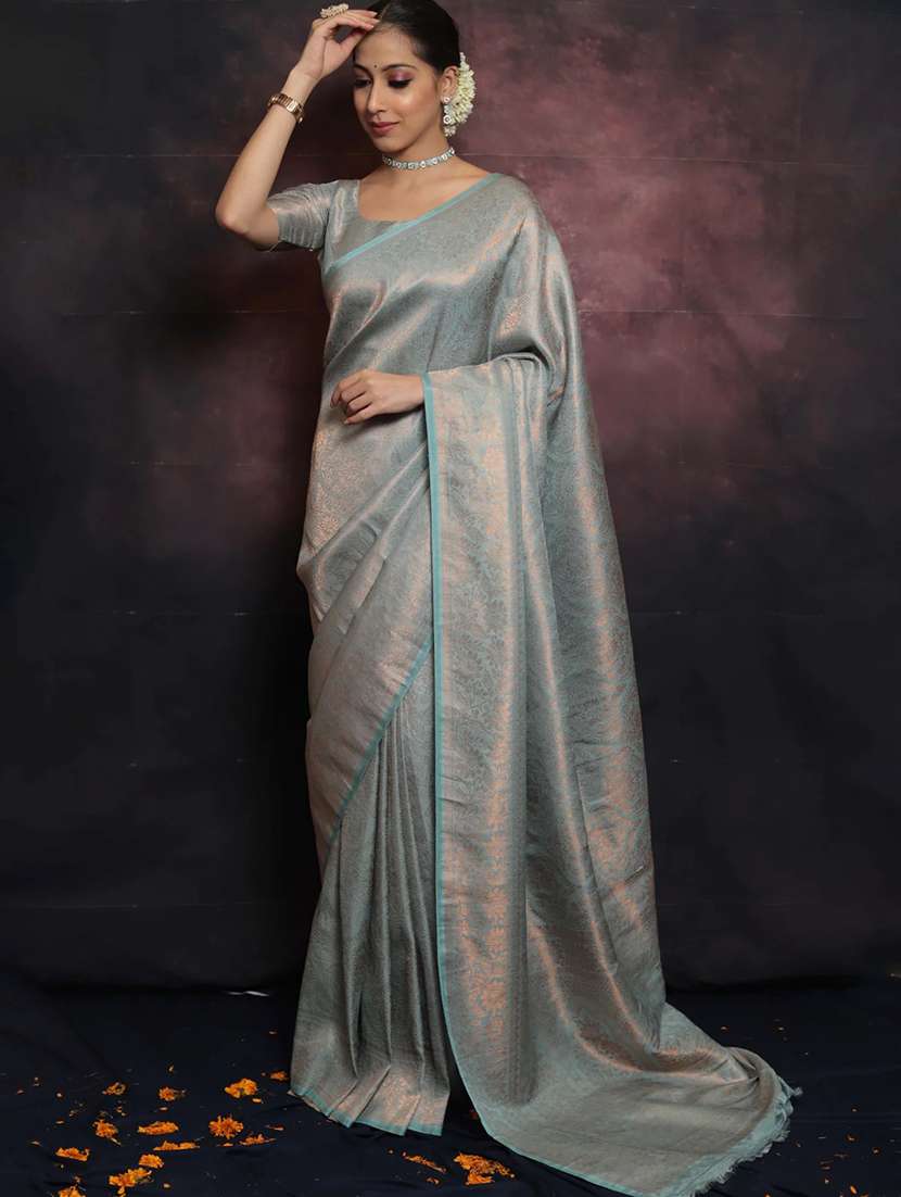 women self design banarasi saree with blouse - 22548566 -  Standard Image - 1