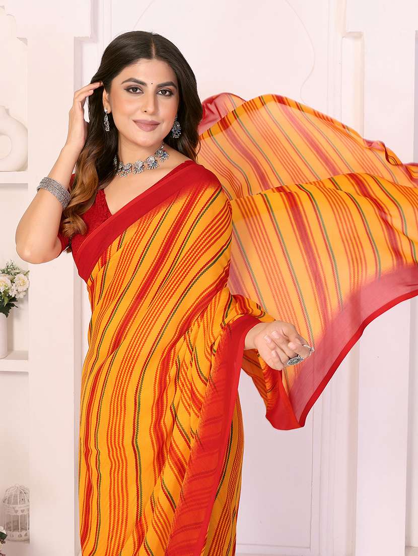 women printed casual wear saree with blouse - 22548883 -  Standard Image - 1