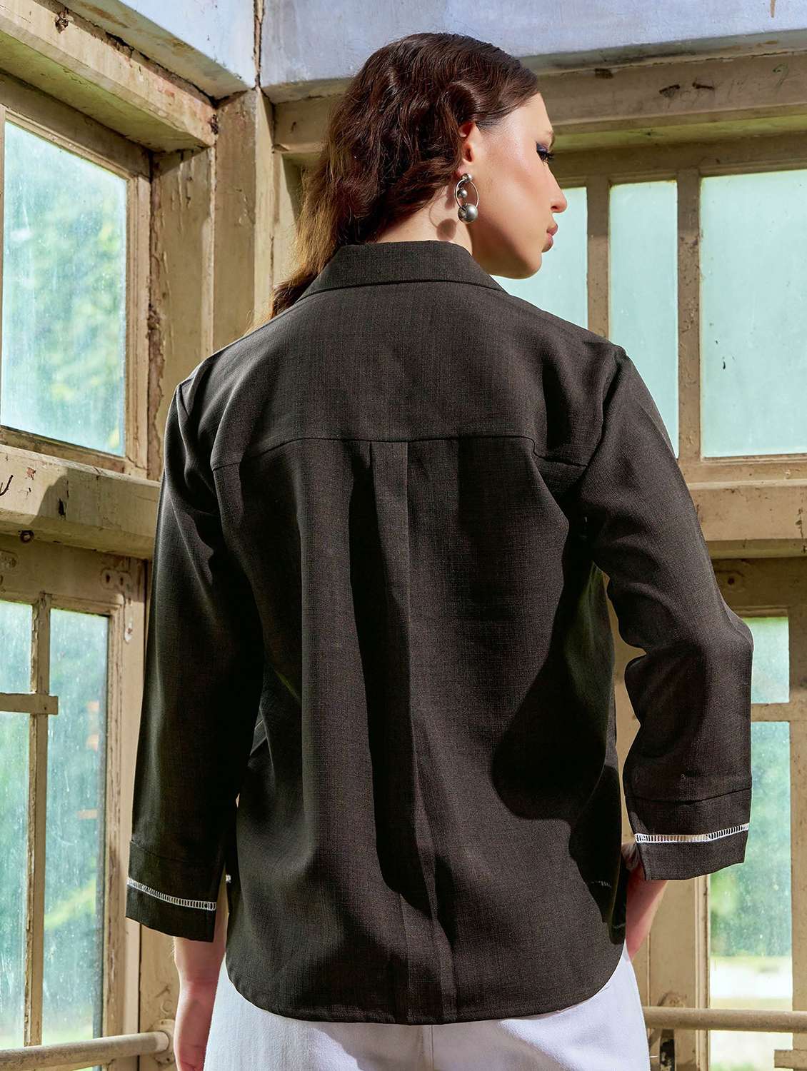 women solid long sleeves regular shirt - 22549553 -  Standard Image - 4