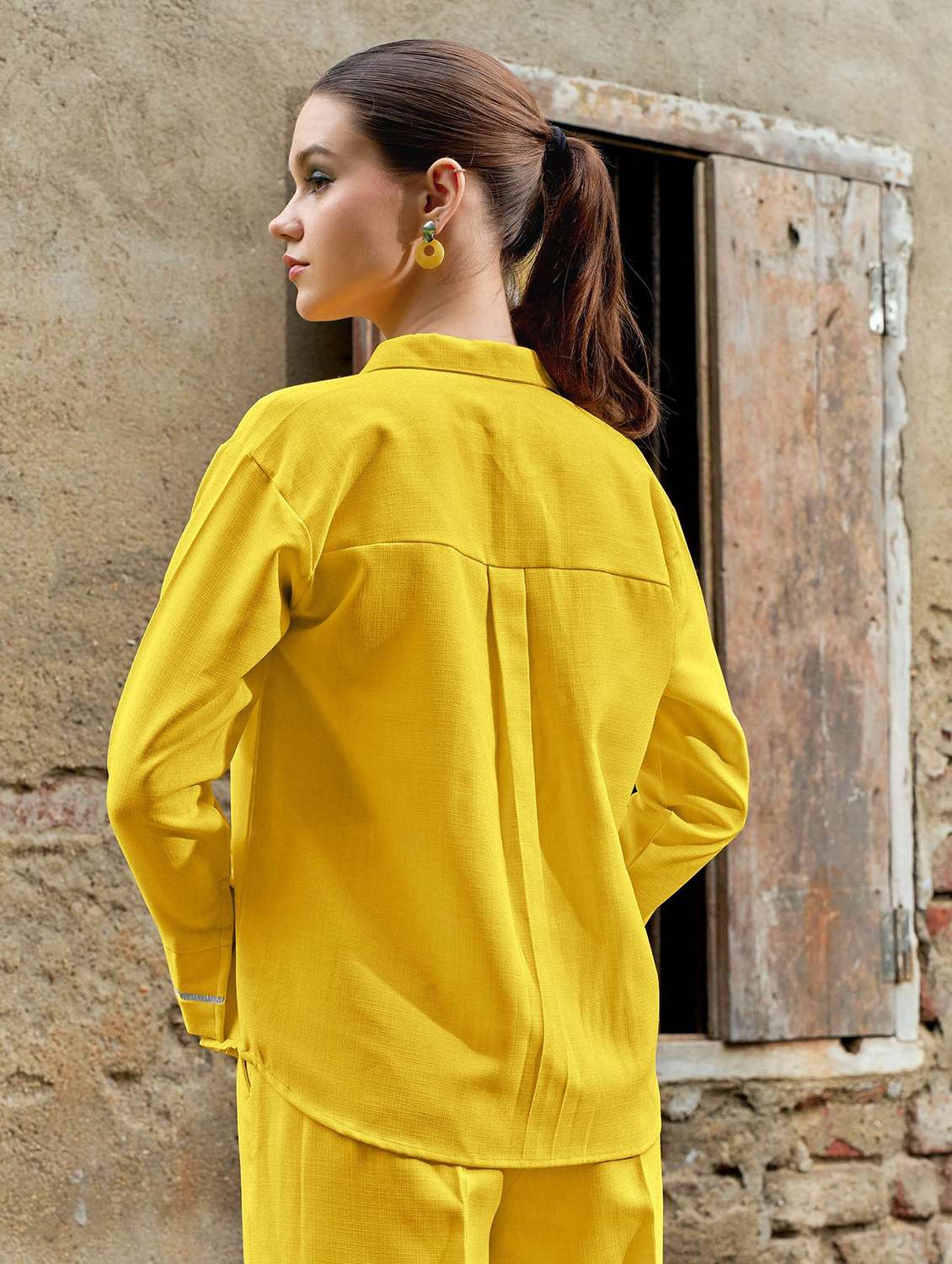 women solid long sleeves regular shirt - 22549556 -  Standard Image - 4