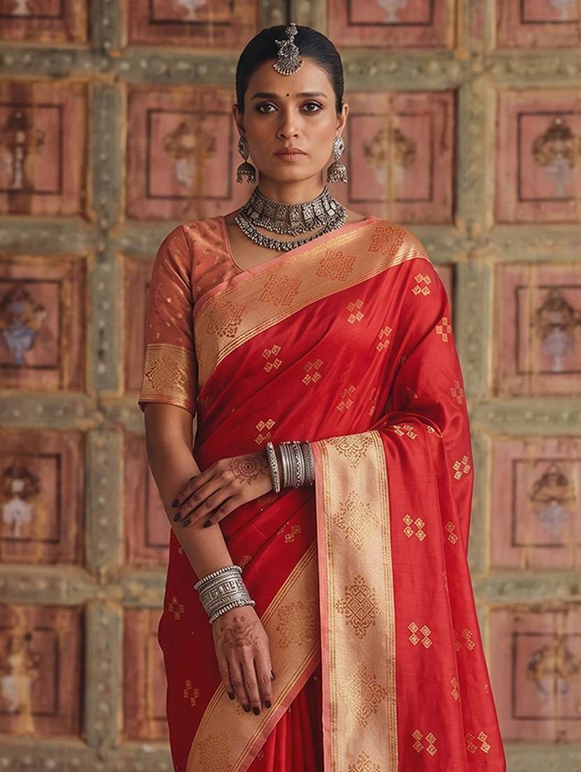 women self design banarasi saree with blouse - 22549711 -  Standard Image - 1