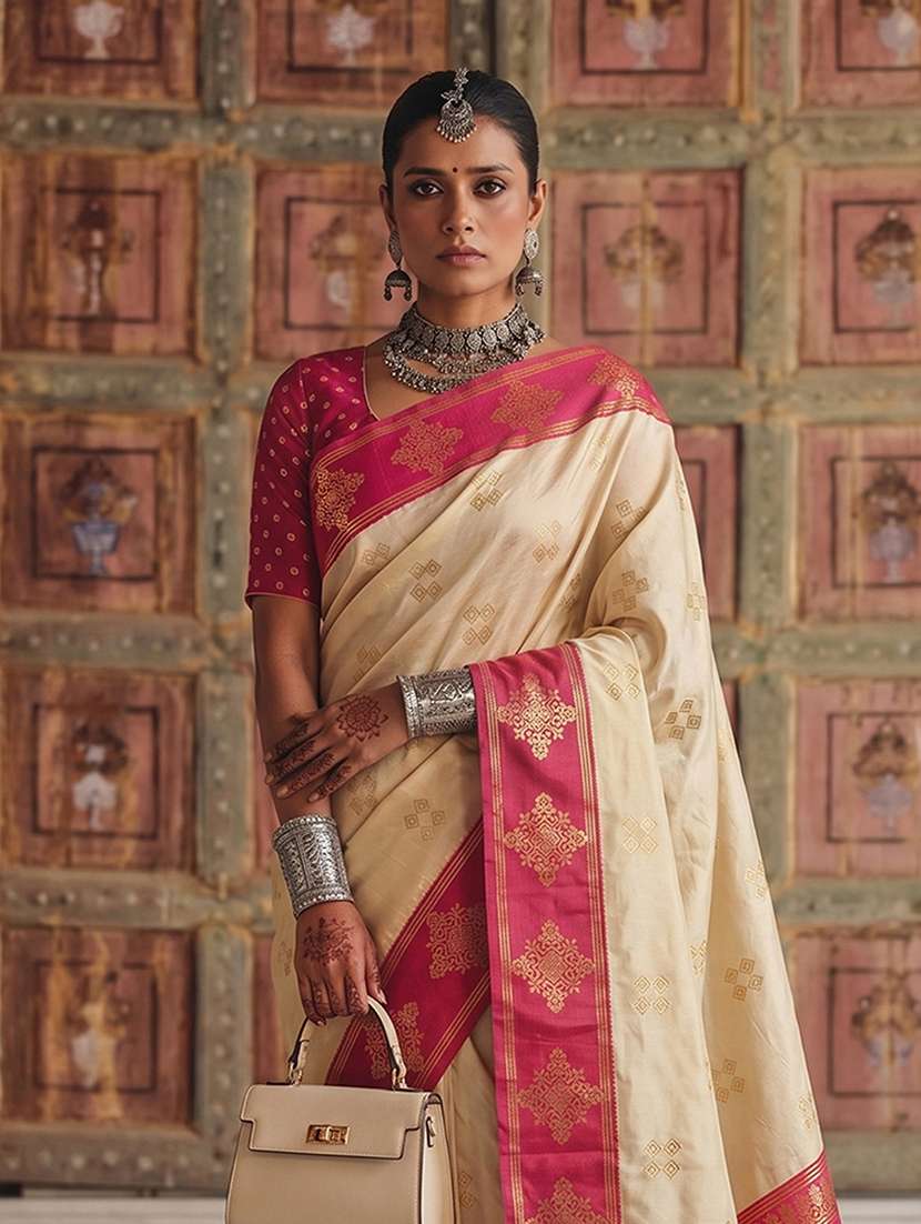 women self design banarasi saree with blouse - 22549712 -  Standard Image - 1